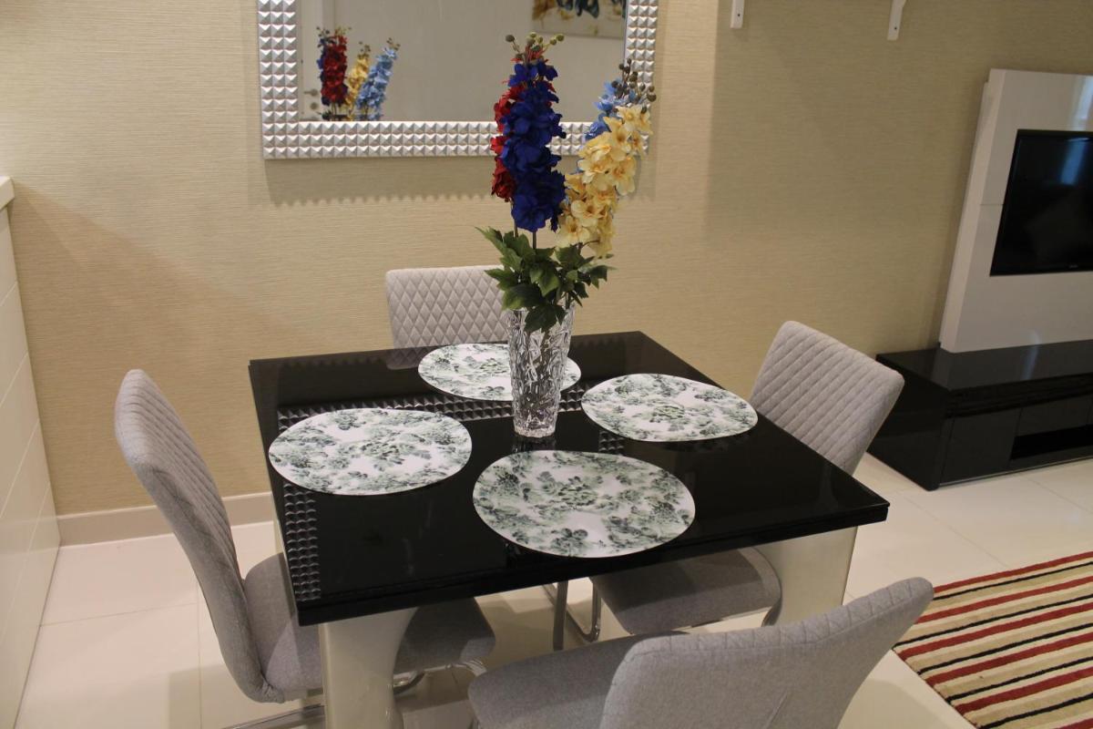 Spacious one bedroom close to Burj Khalifa, Dubai Mall in Business Bay