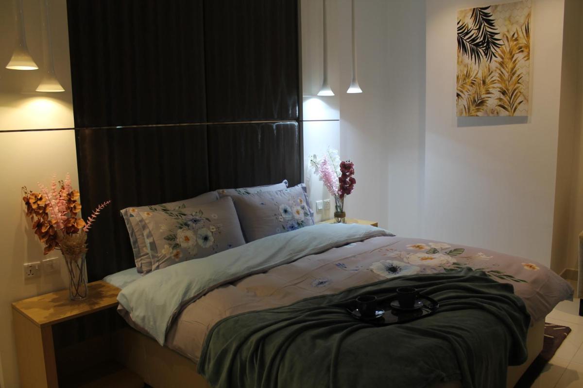 Spacious one bedroom close to Burj Khalifa, Dubai Mall in Business Bay