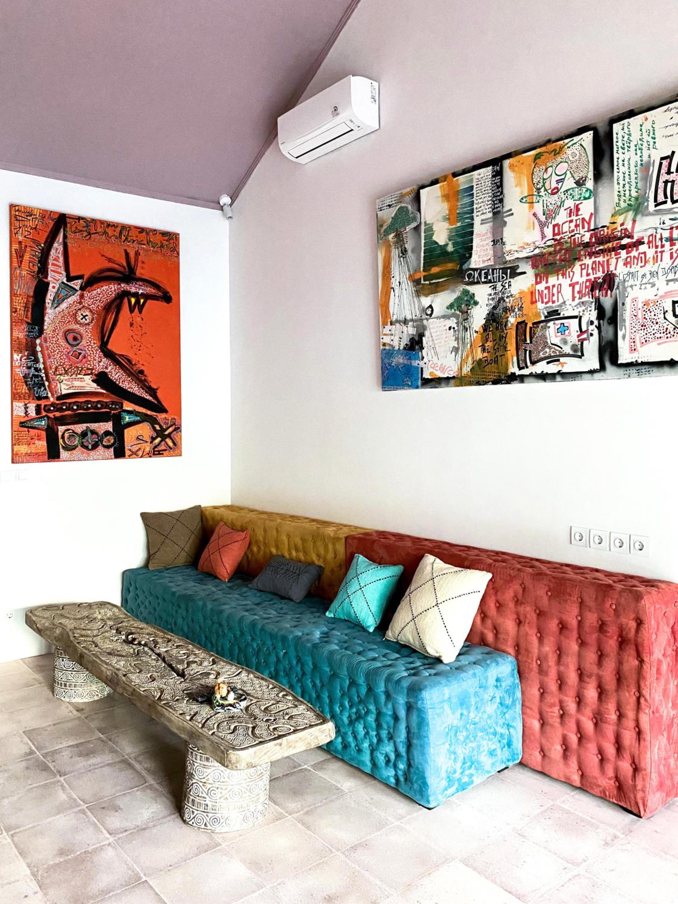 lounge