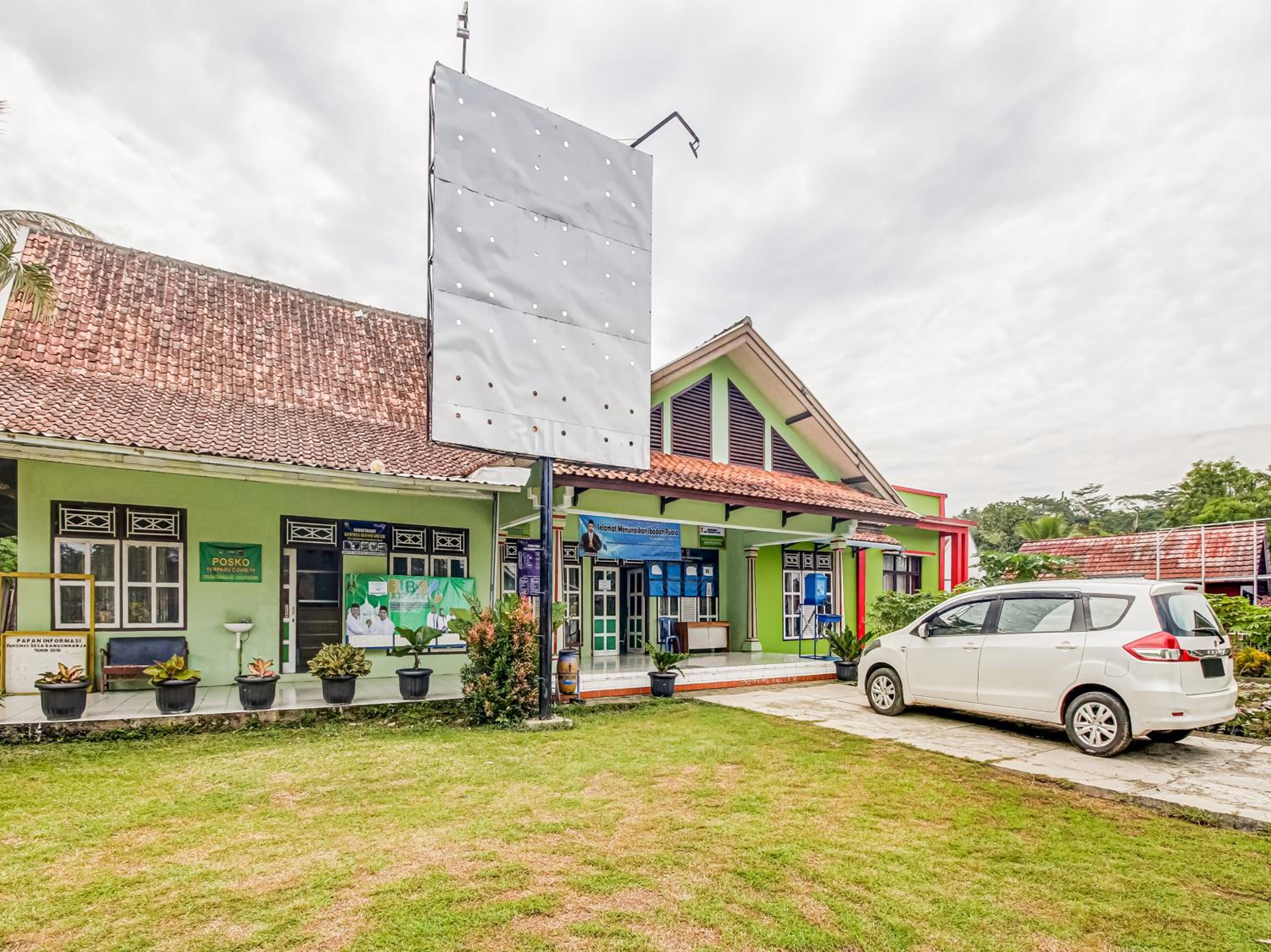 Hotel O Desa Wisata Bangunharja