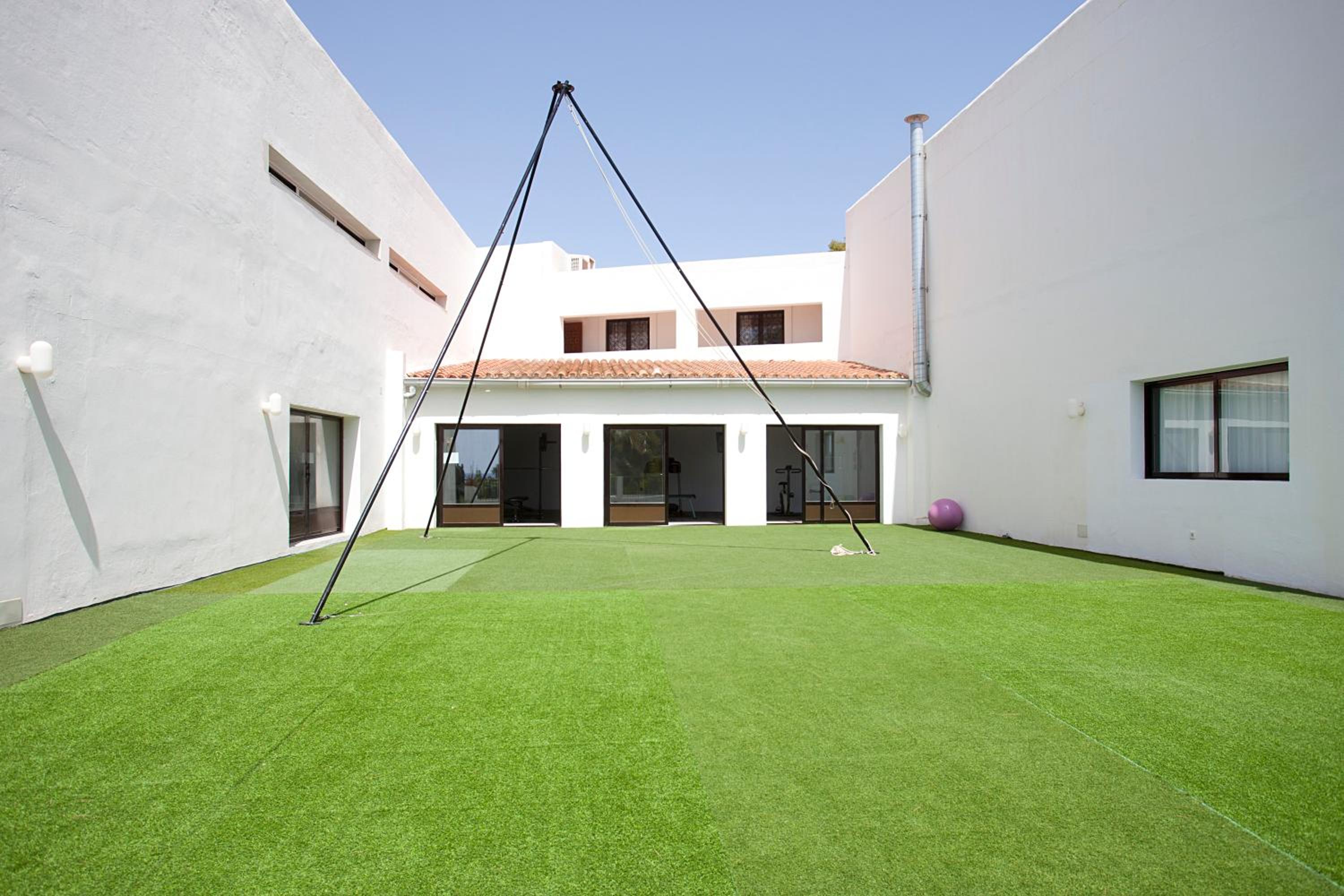 Apartamentos Club Cala Azul