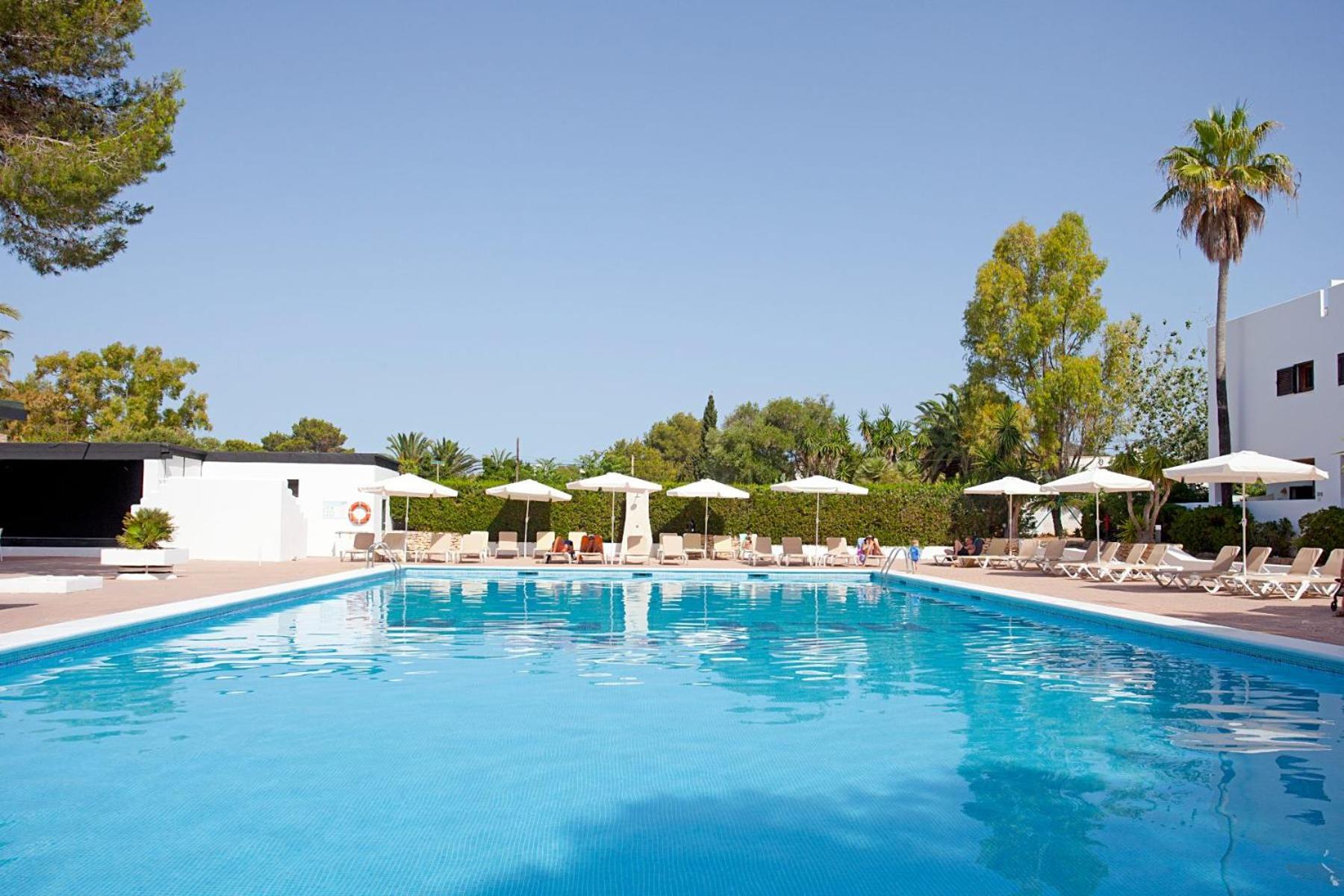 Apartamentos Club Cala Azul