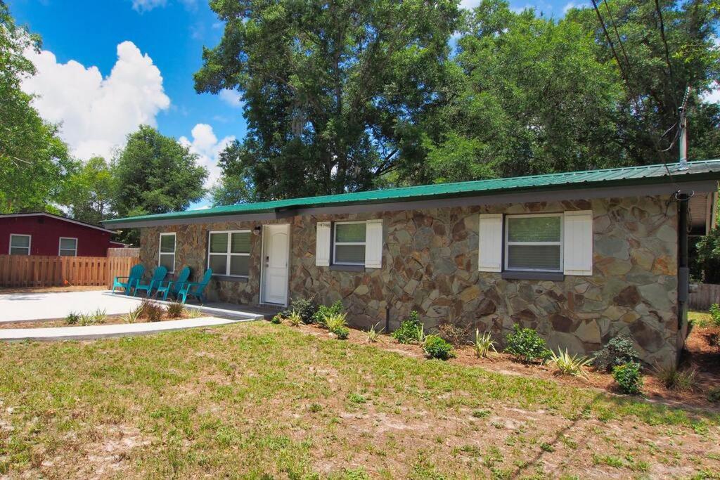 VELUXE Home Retreat Private Cul De Sac view 4