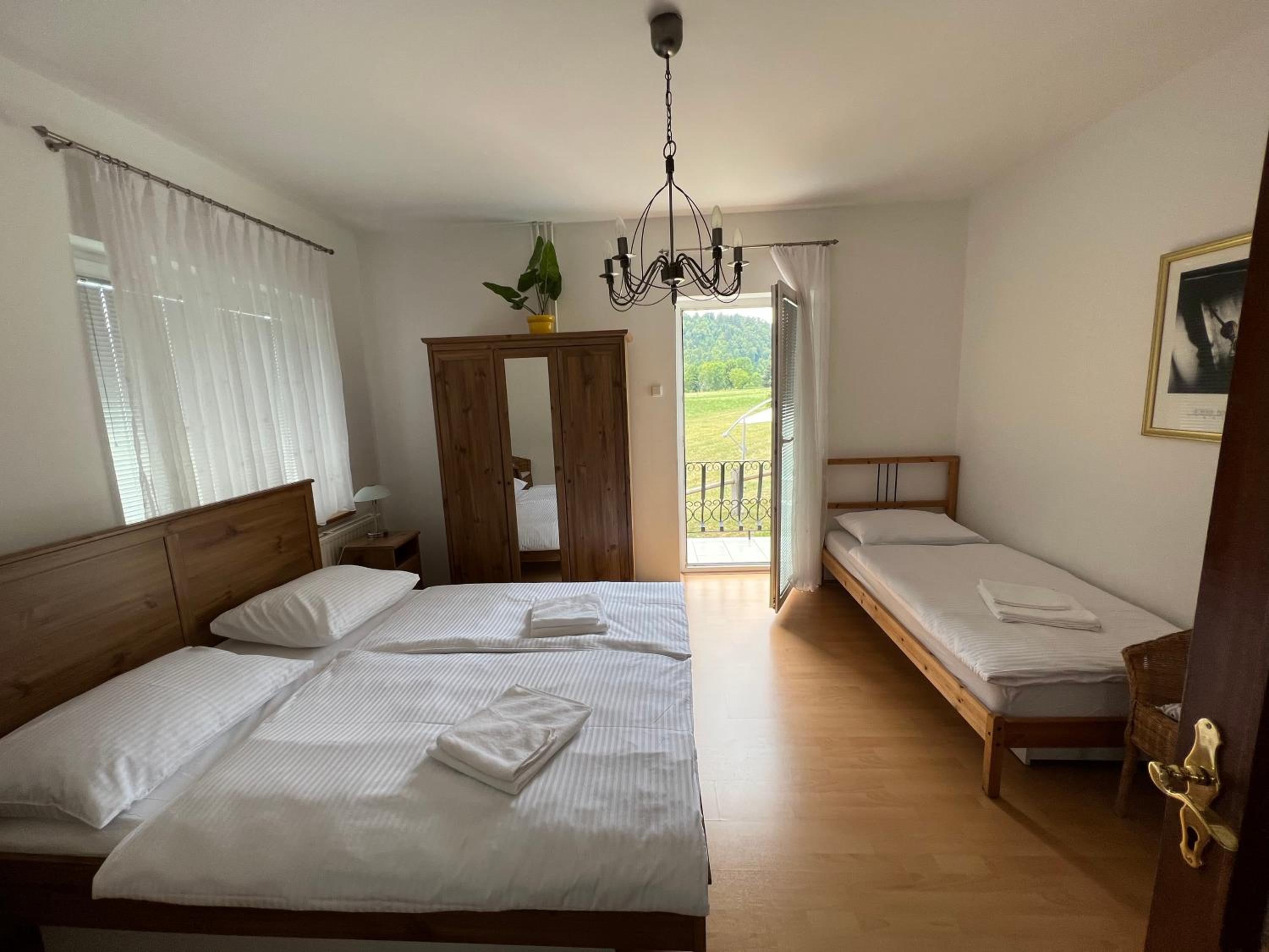 Apartmaji Iva view 4