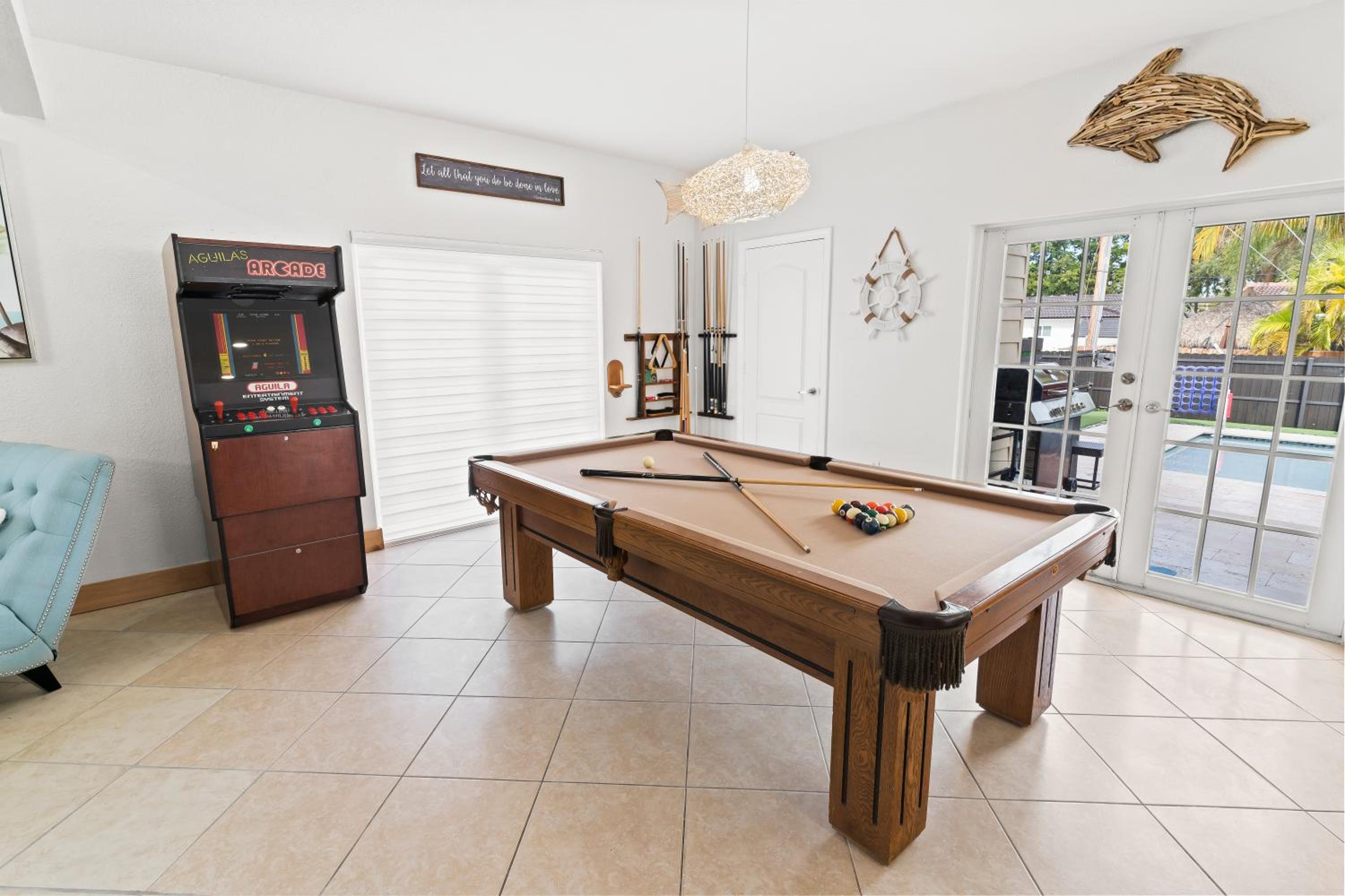 UPSCALE MANSION IN THE HEART OF MIAMI WITH POOL