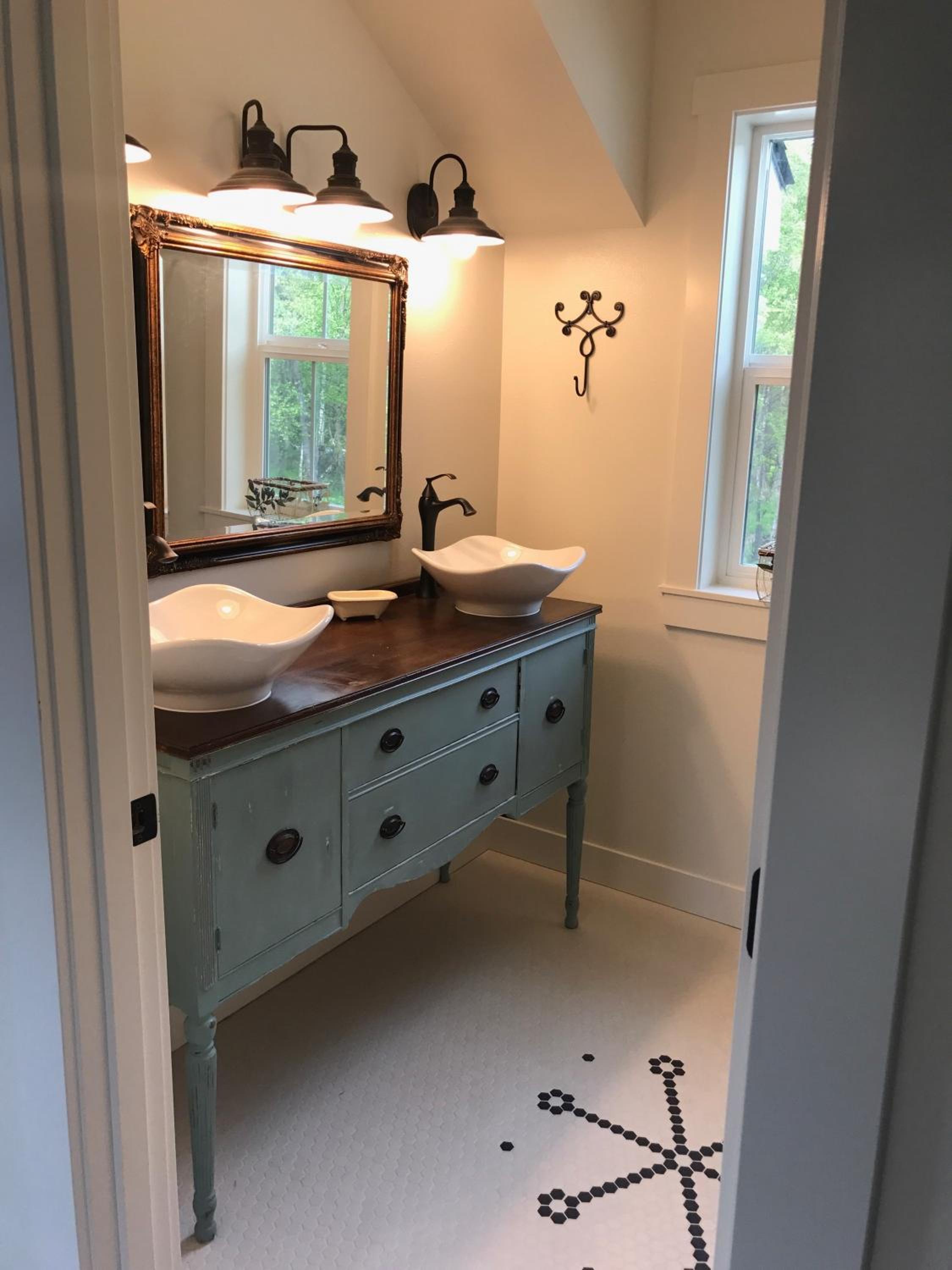 Snowgoose Pond Bed & Breakfast
