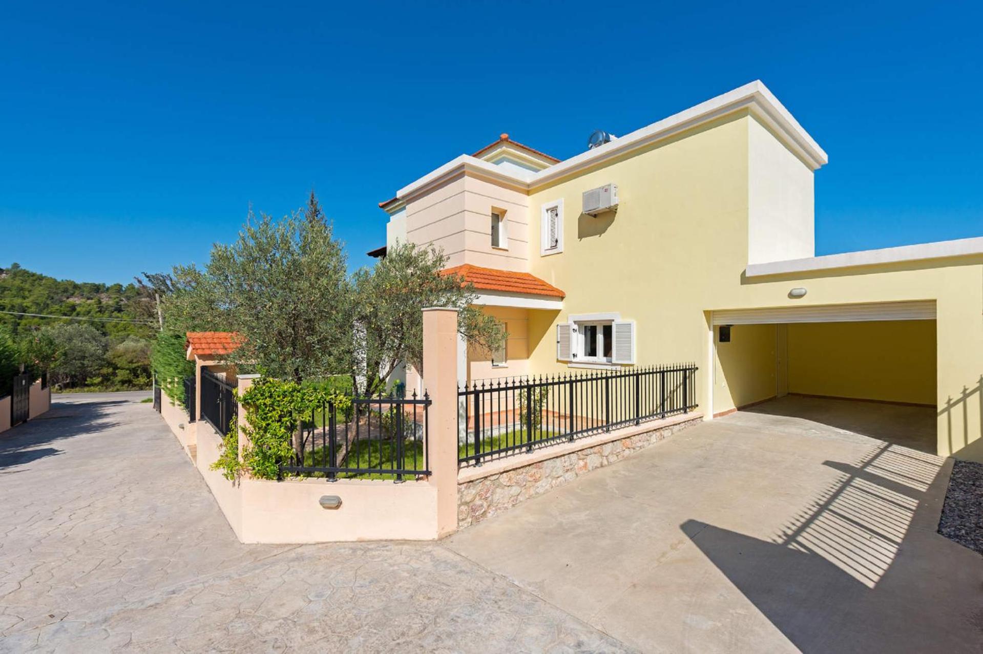 Villa Apollo Springs by Villa Plus