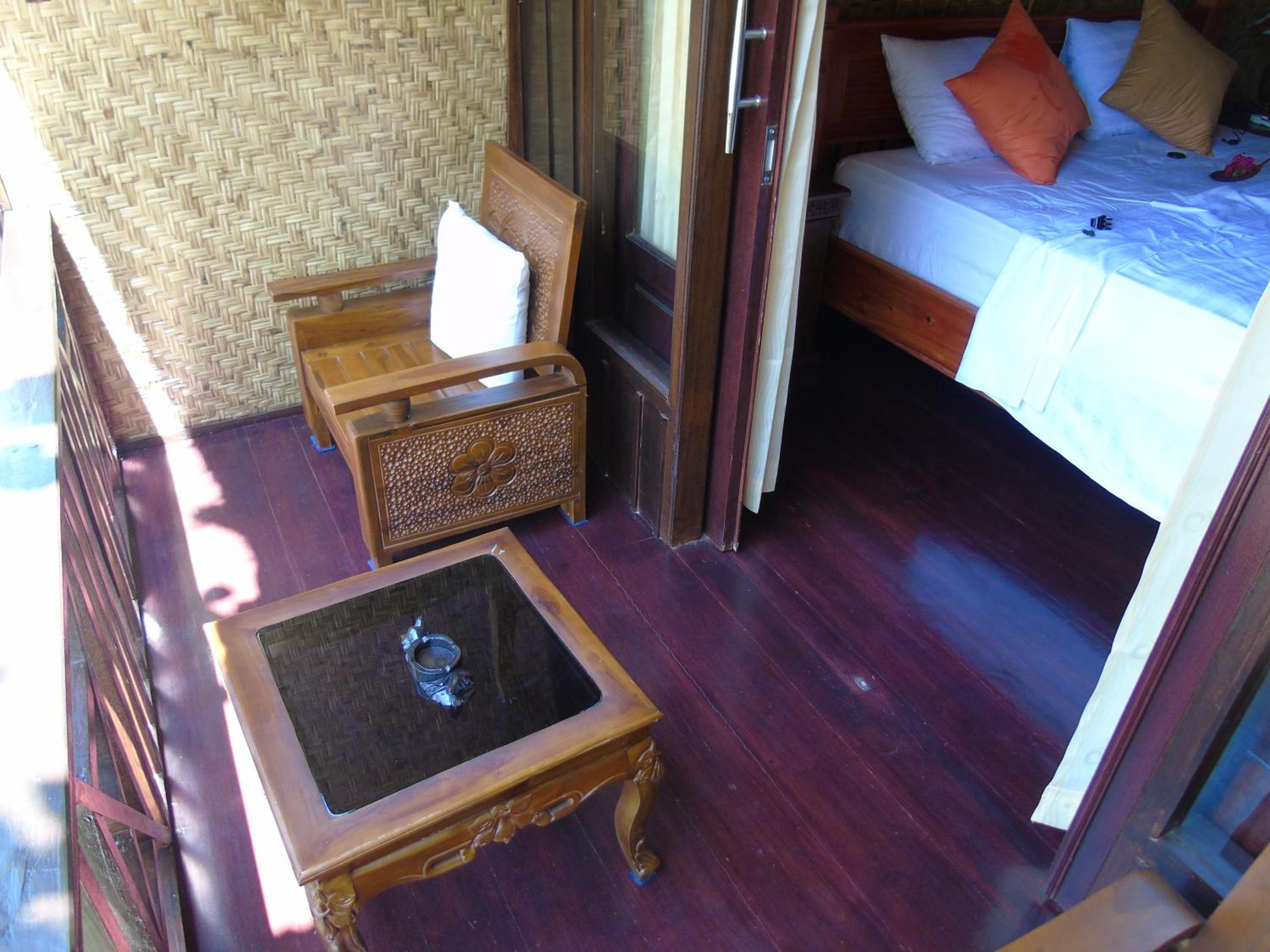 Photo 48