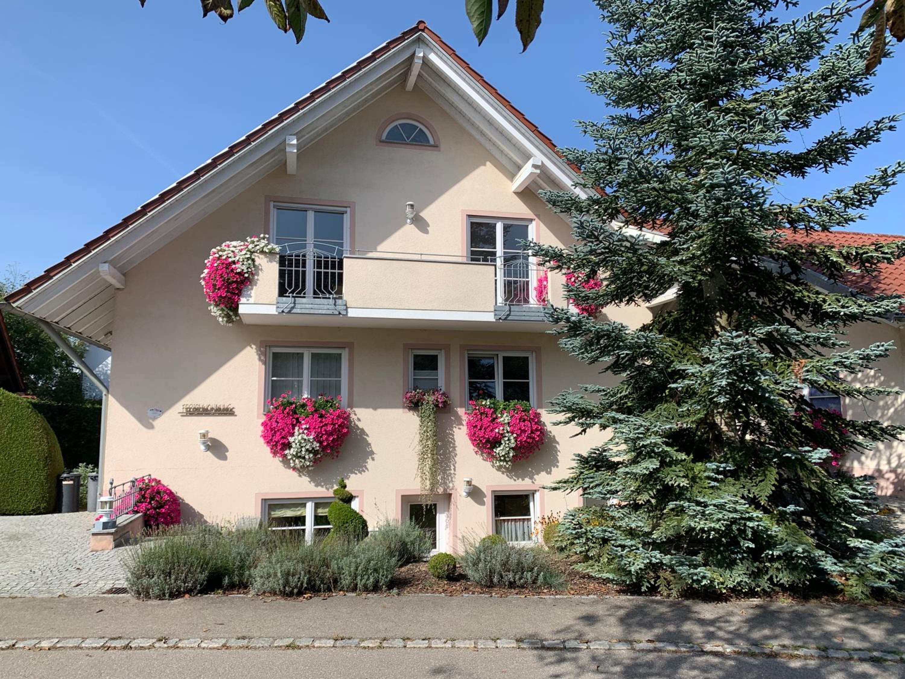 BodenSEE Apartment Tettnang APFELLIEBE view 2