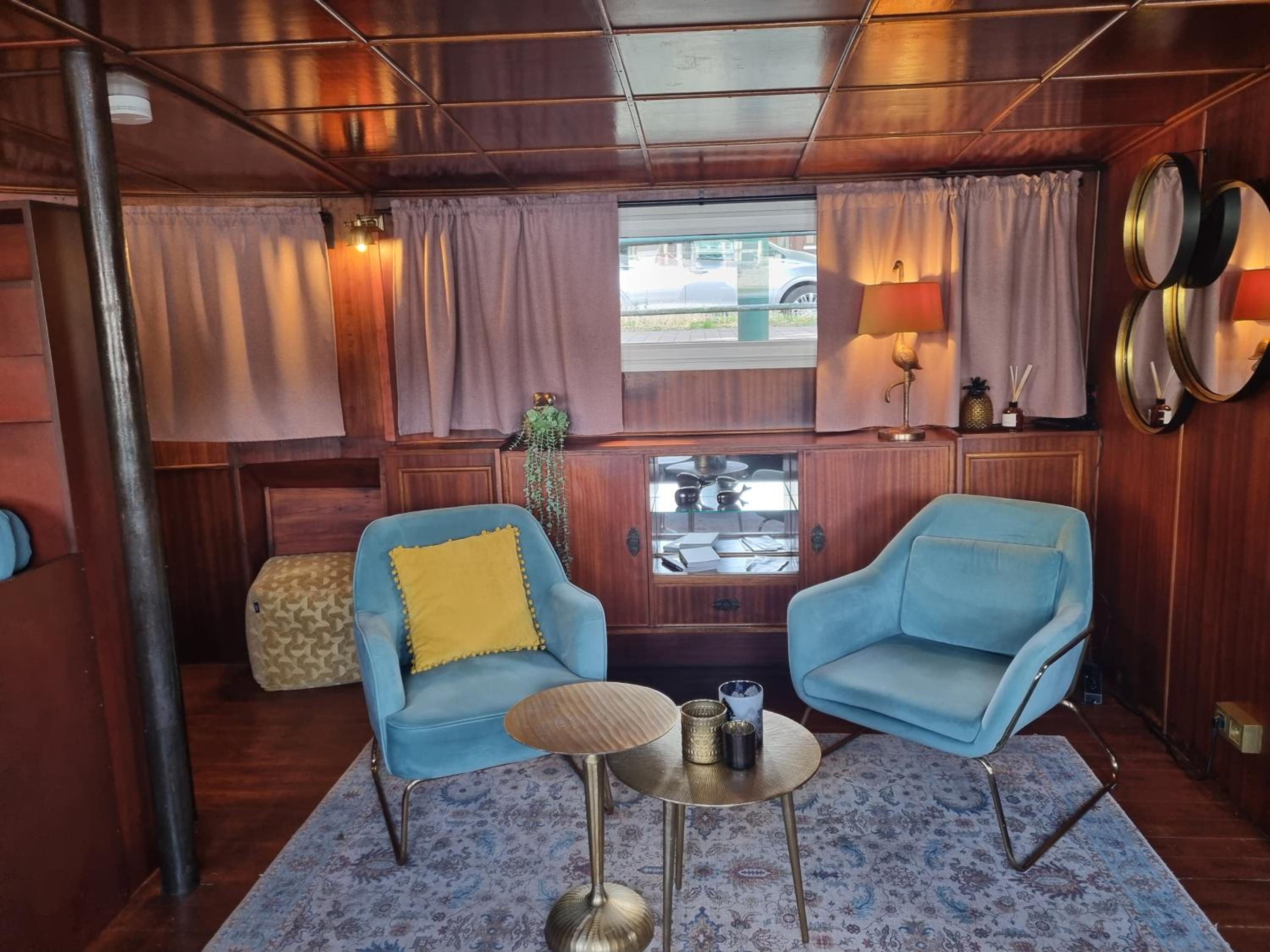 La Cabine du Capitaine view 4