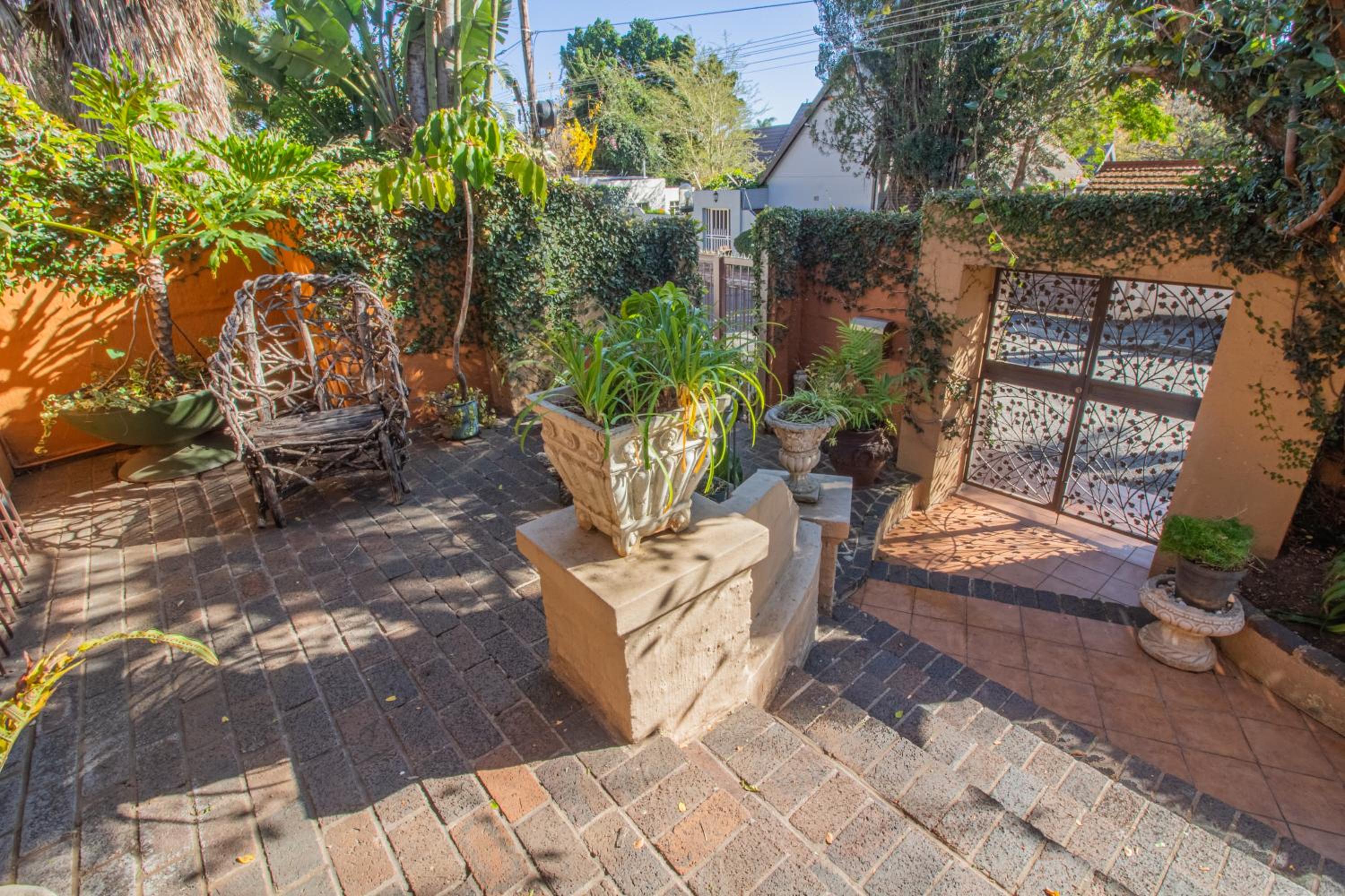 Charlie's Spot - The Gardens
