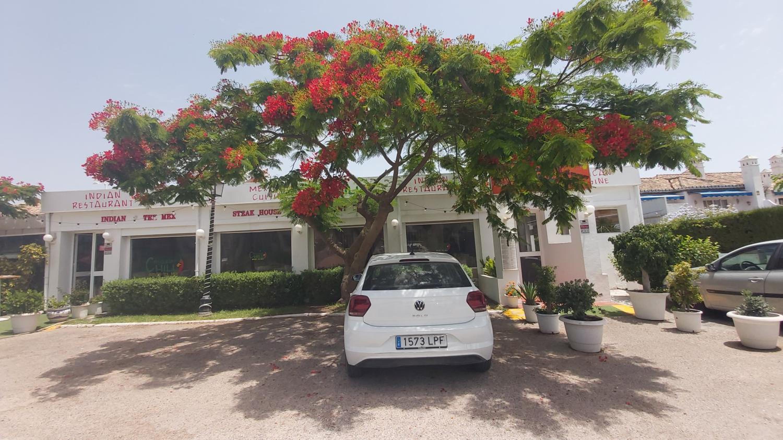 Del Parque Flats Paraiso Beach