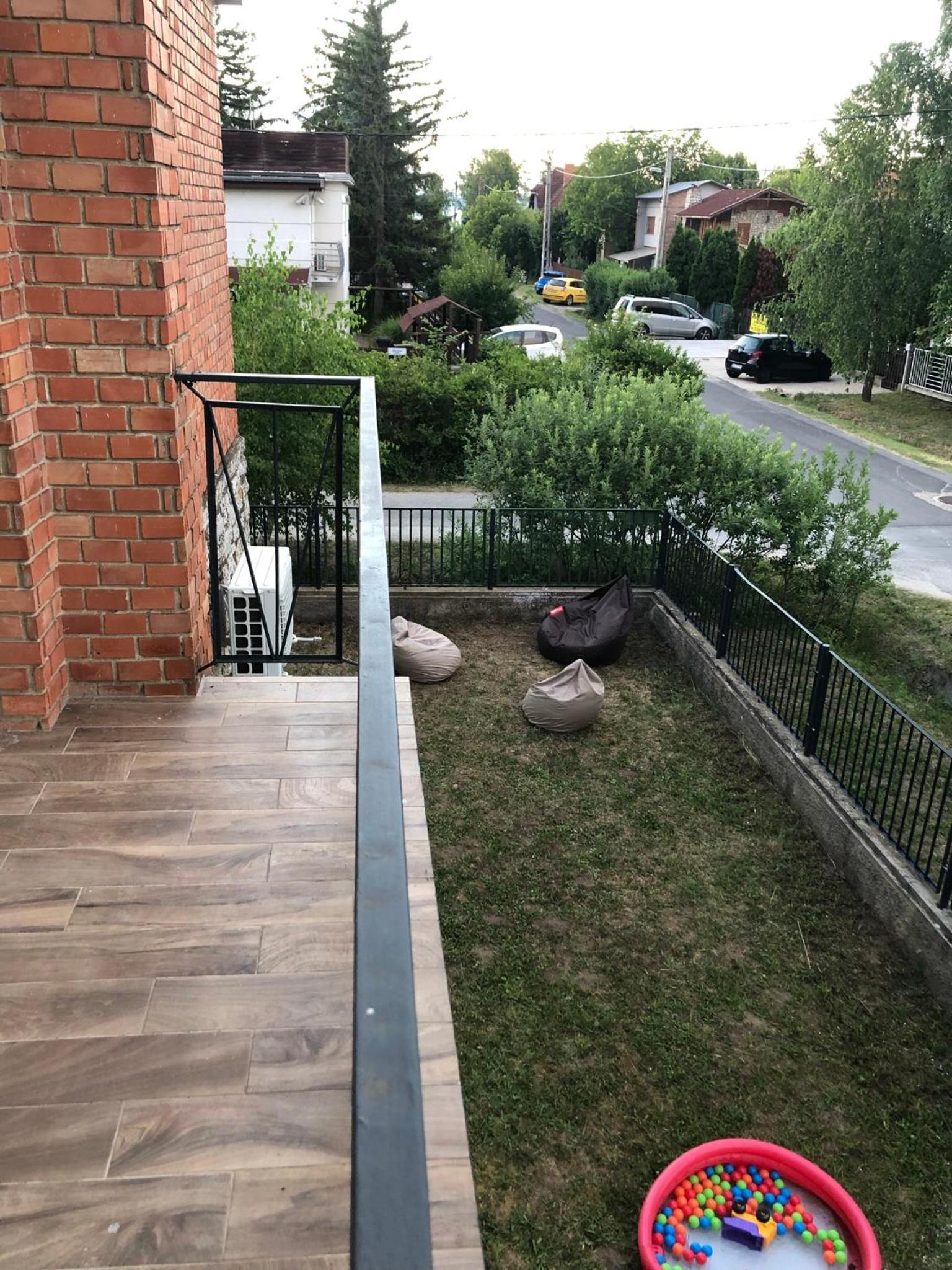 Photo 32
