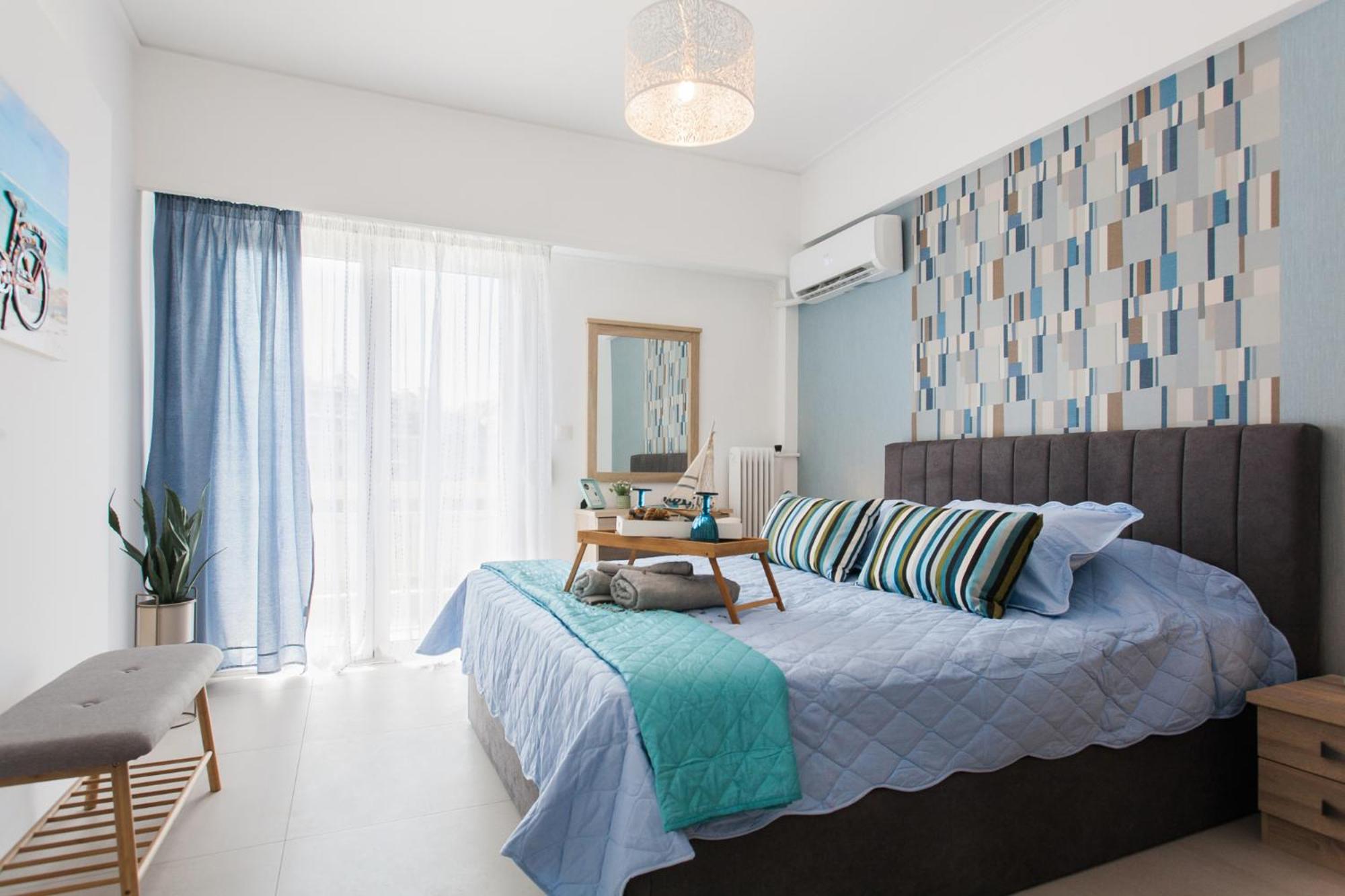 Museum of Modern Art Rooms in apartment, next to metro Suggrou Fix, walk to Acropolis