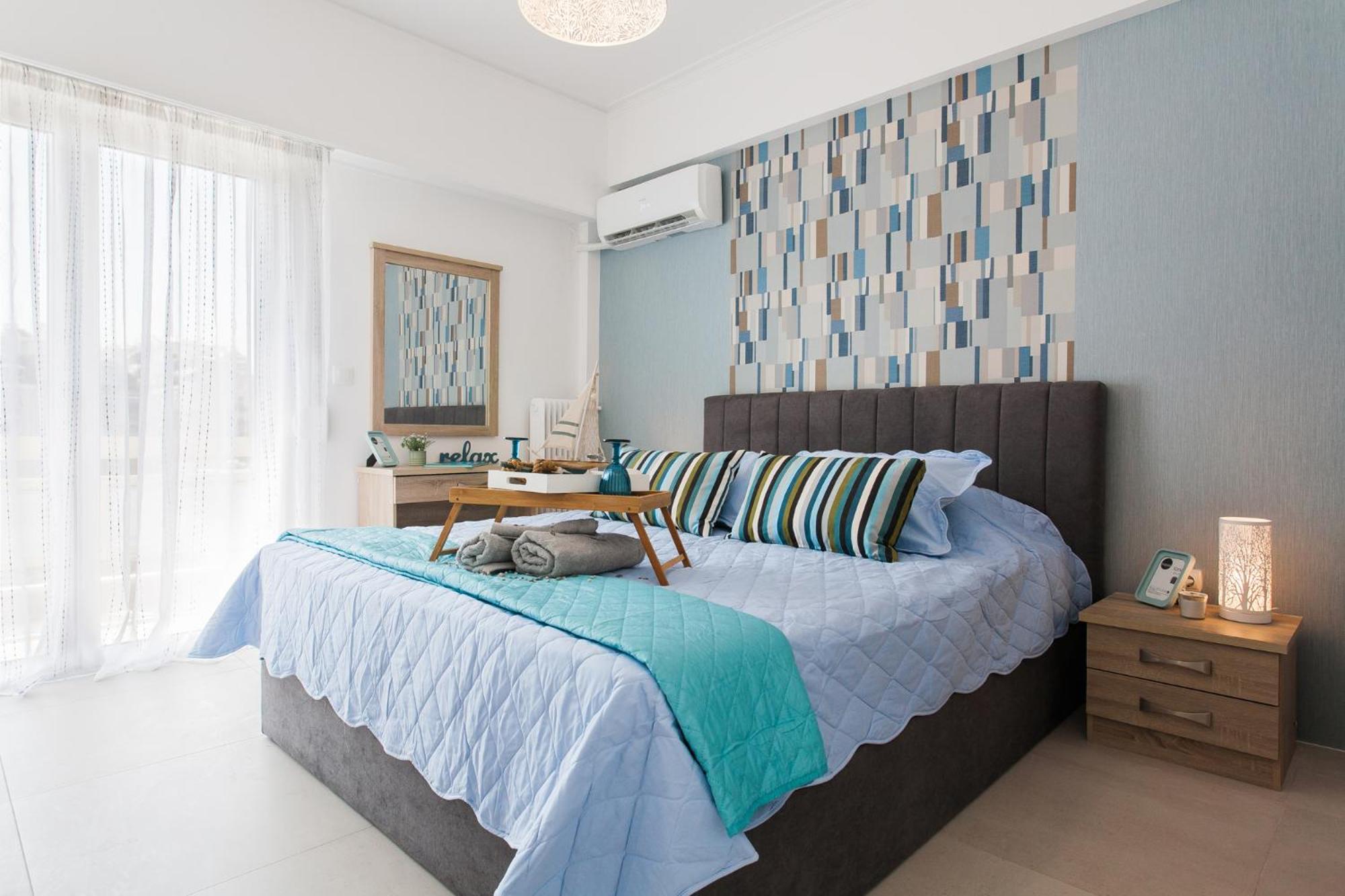 Museum of Modern Art Rooms in apartment, next to metro Suggrou Fix, walk to Acropolis