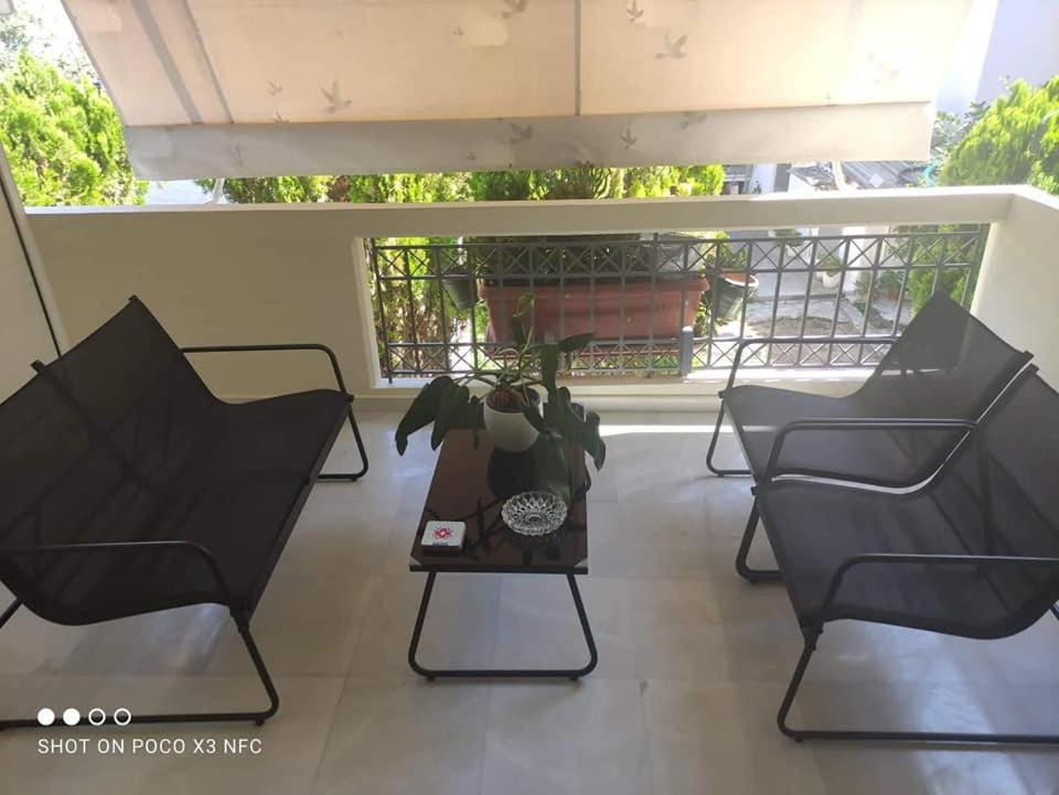 Hotel C' est la vie - Image 1