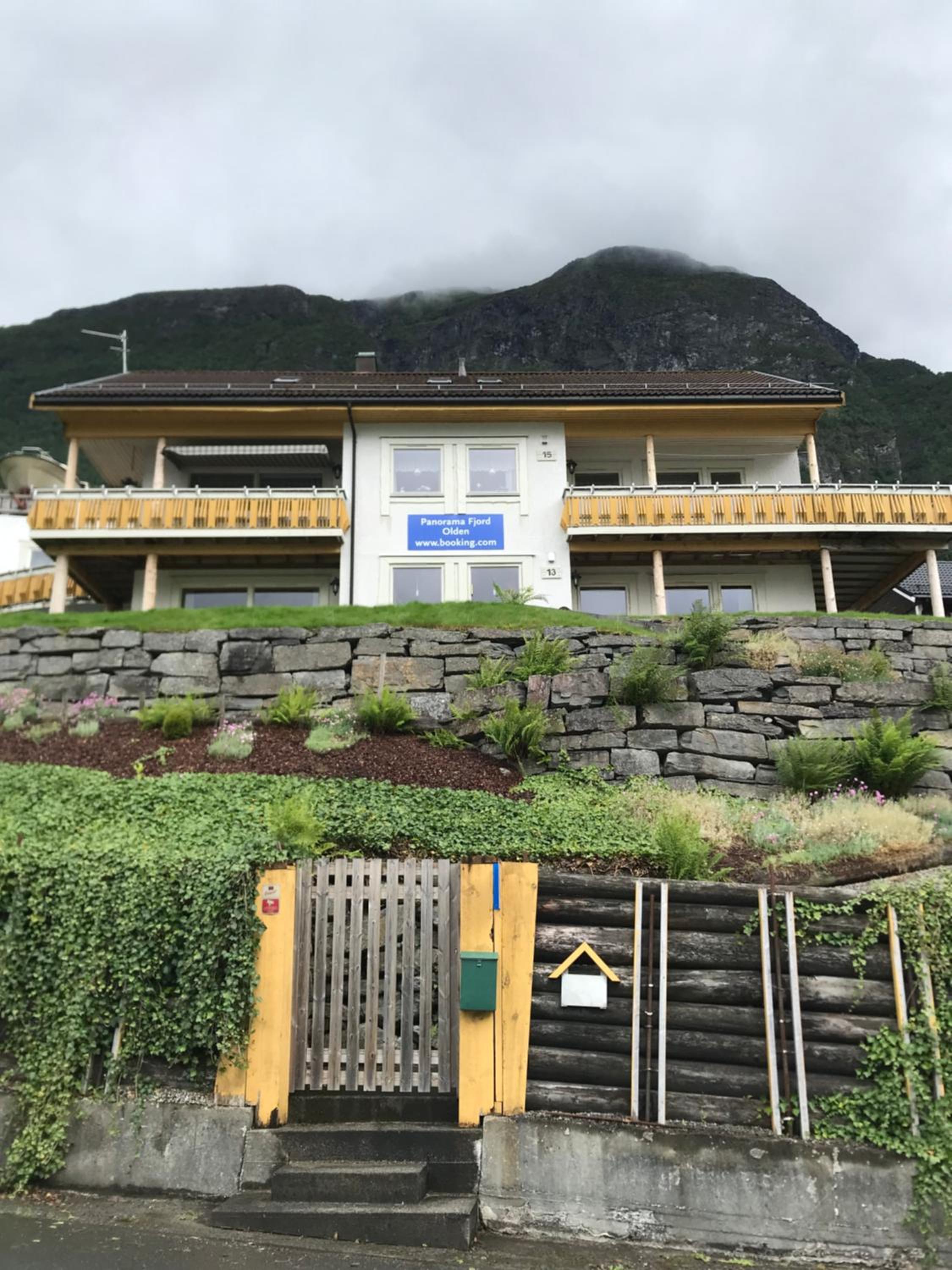 Panorama Fjord Olden
