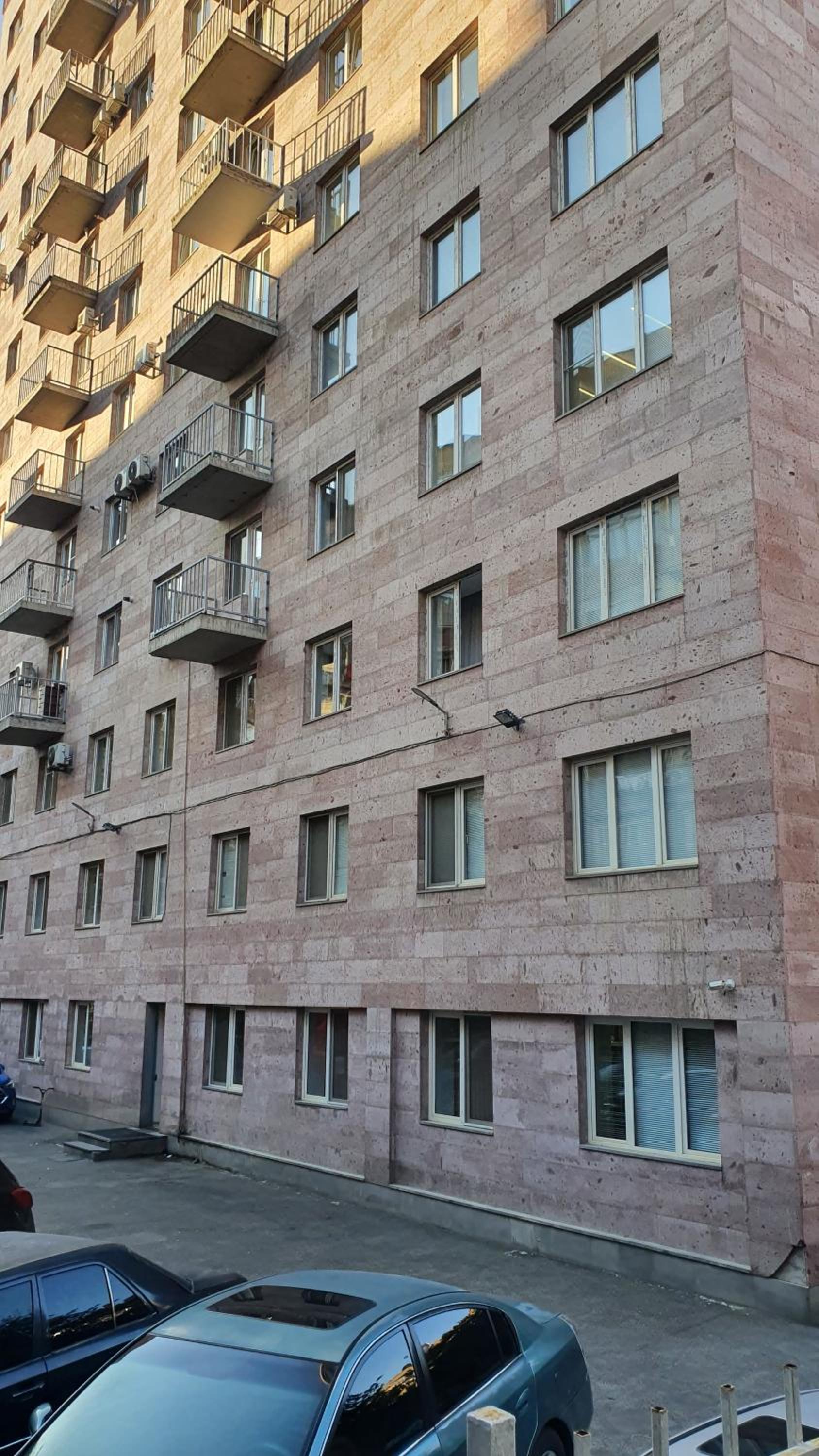 Yerevan Central Marble Flat Northern Avenue