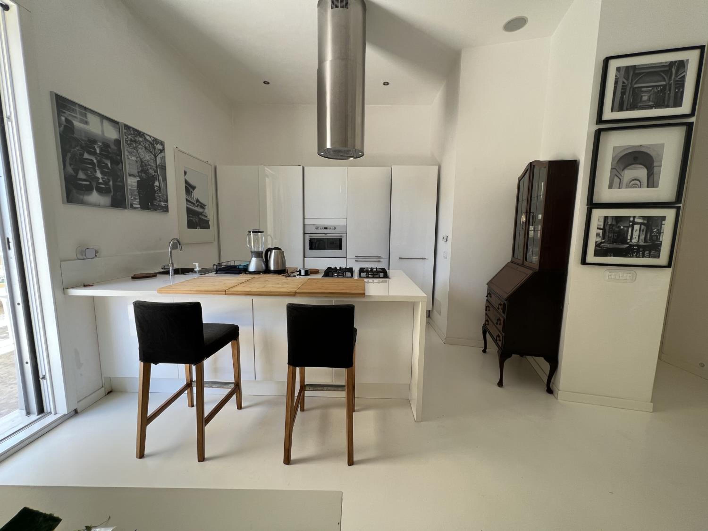 Rome, Beautiful Apartment in a Vintage Building photo 4