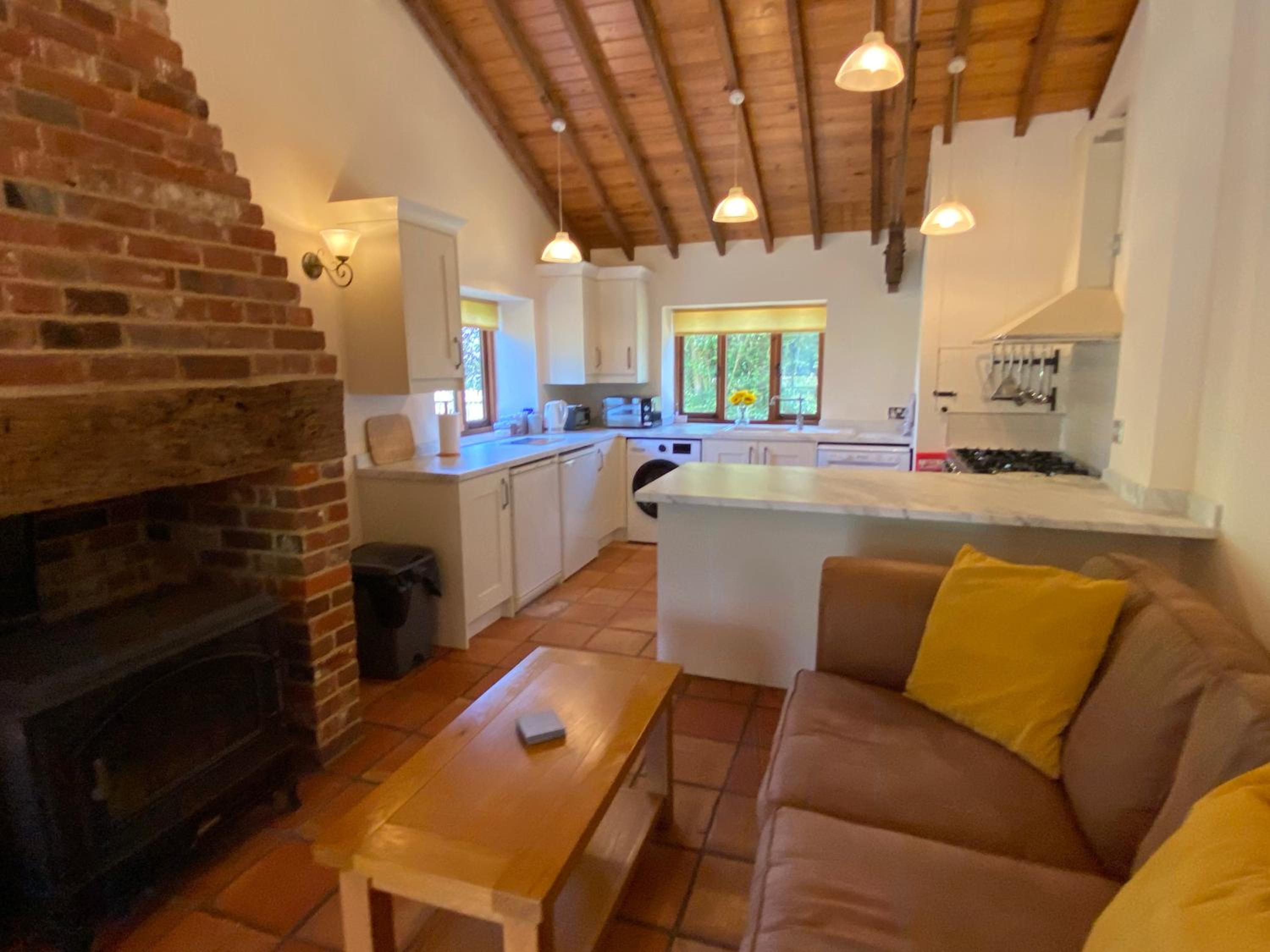 Brundish Suffolk Barn 2 Bed Idyllic 6 acres view 2