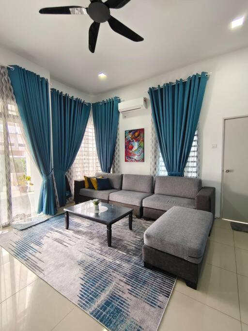 RUMAH AINA Homestay Bukit Changgang Private Pool photo 5
