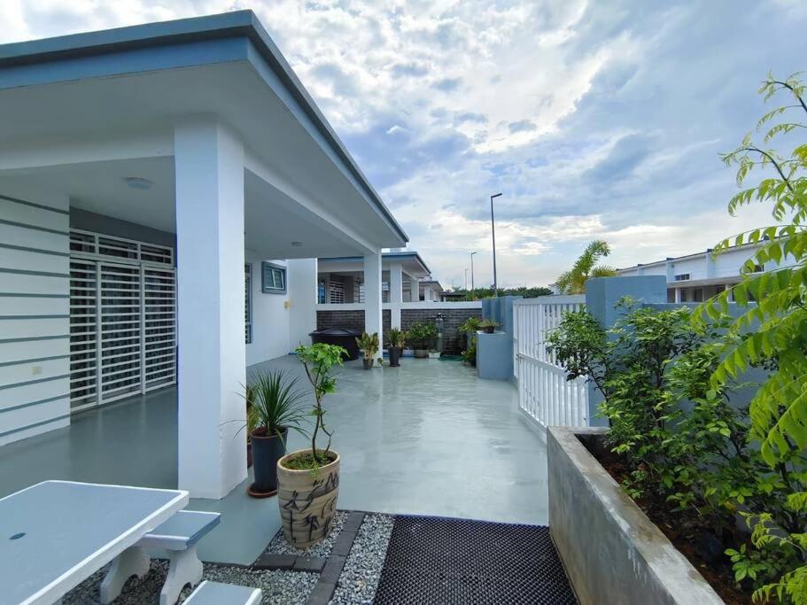 RUMAH AINA Homestay Bukit Changgang Private Pool photo 7