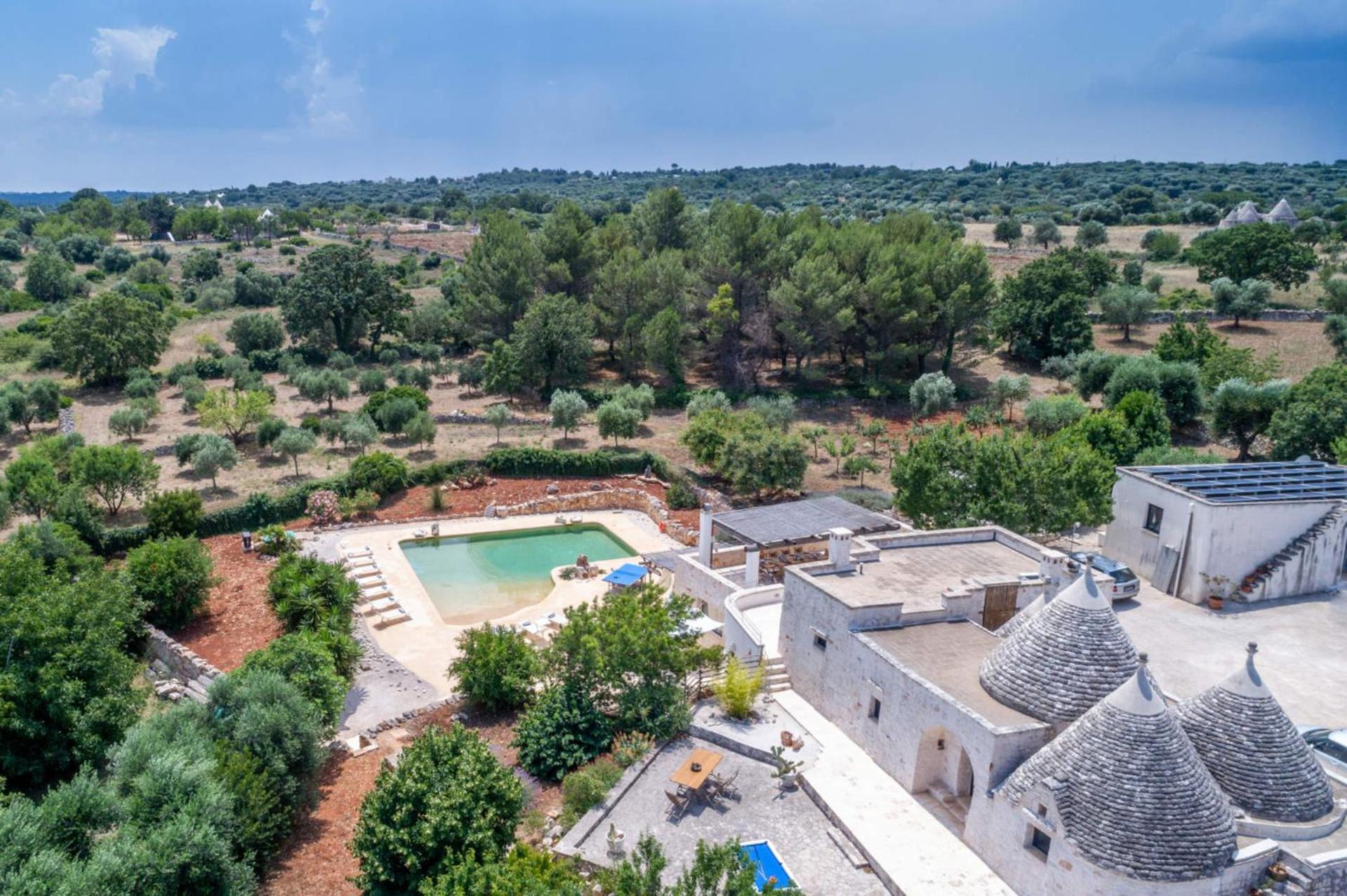 Villa Trulli Laguna by Villa Plus view 3
