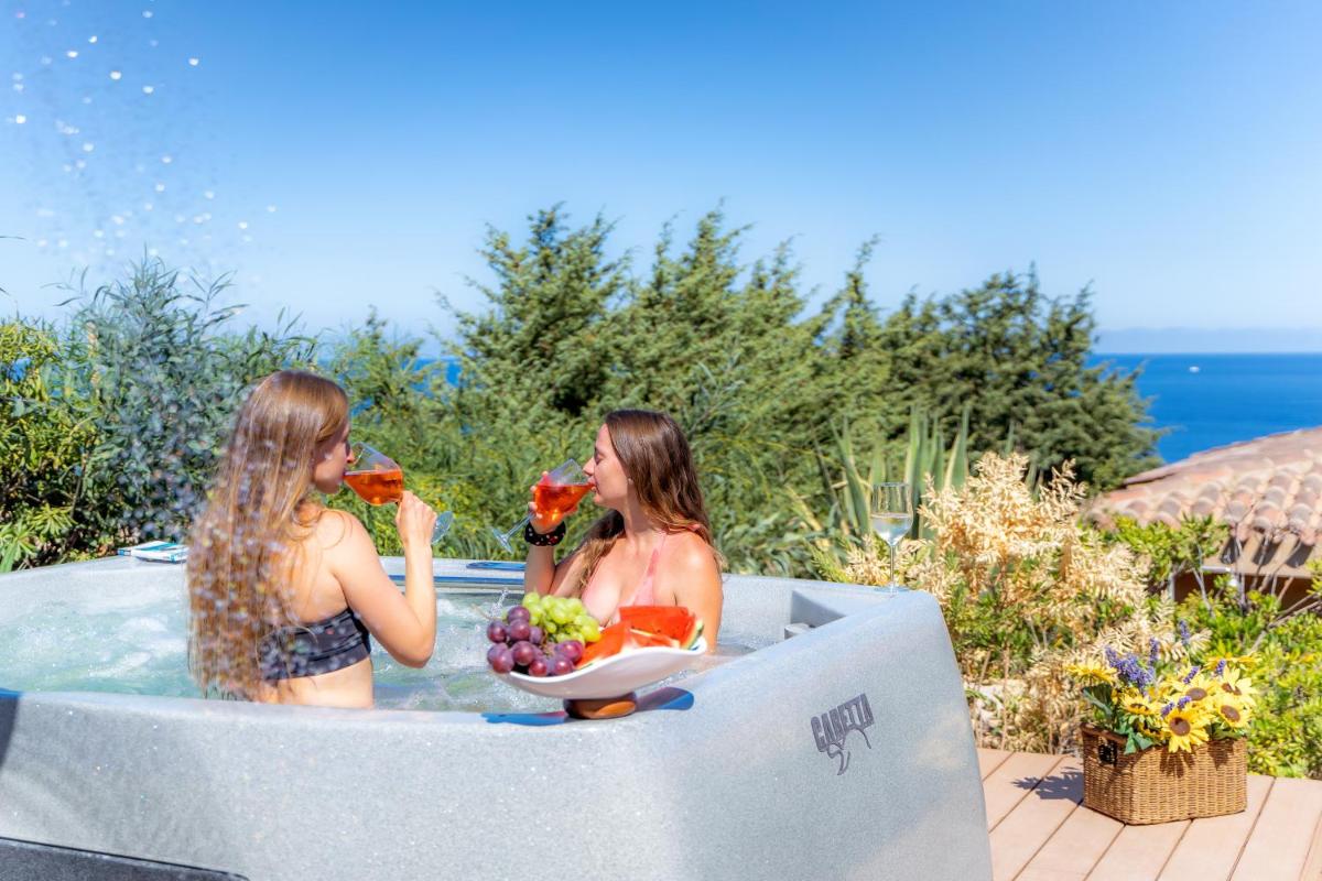 Costa Paradiso - Ocean front Villa Nella with seaview and private whirlpool photo 2