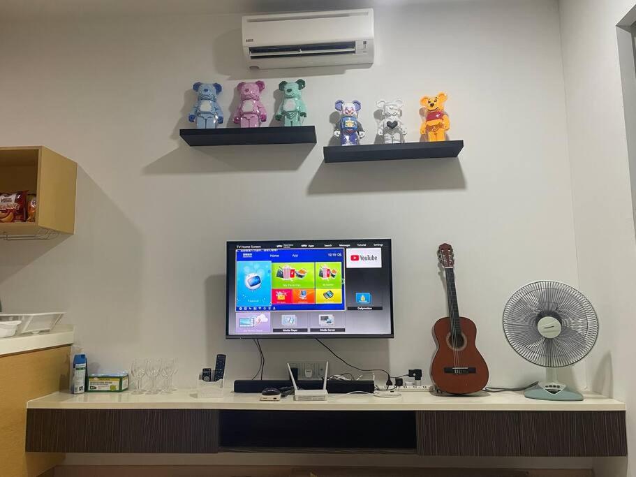 Private Jacuzzi Luxury Suite at KL City 178
