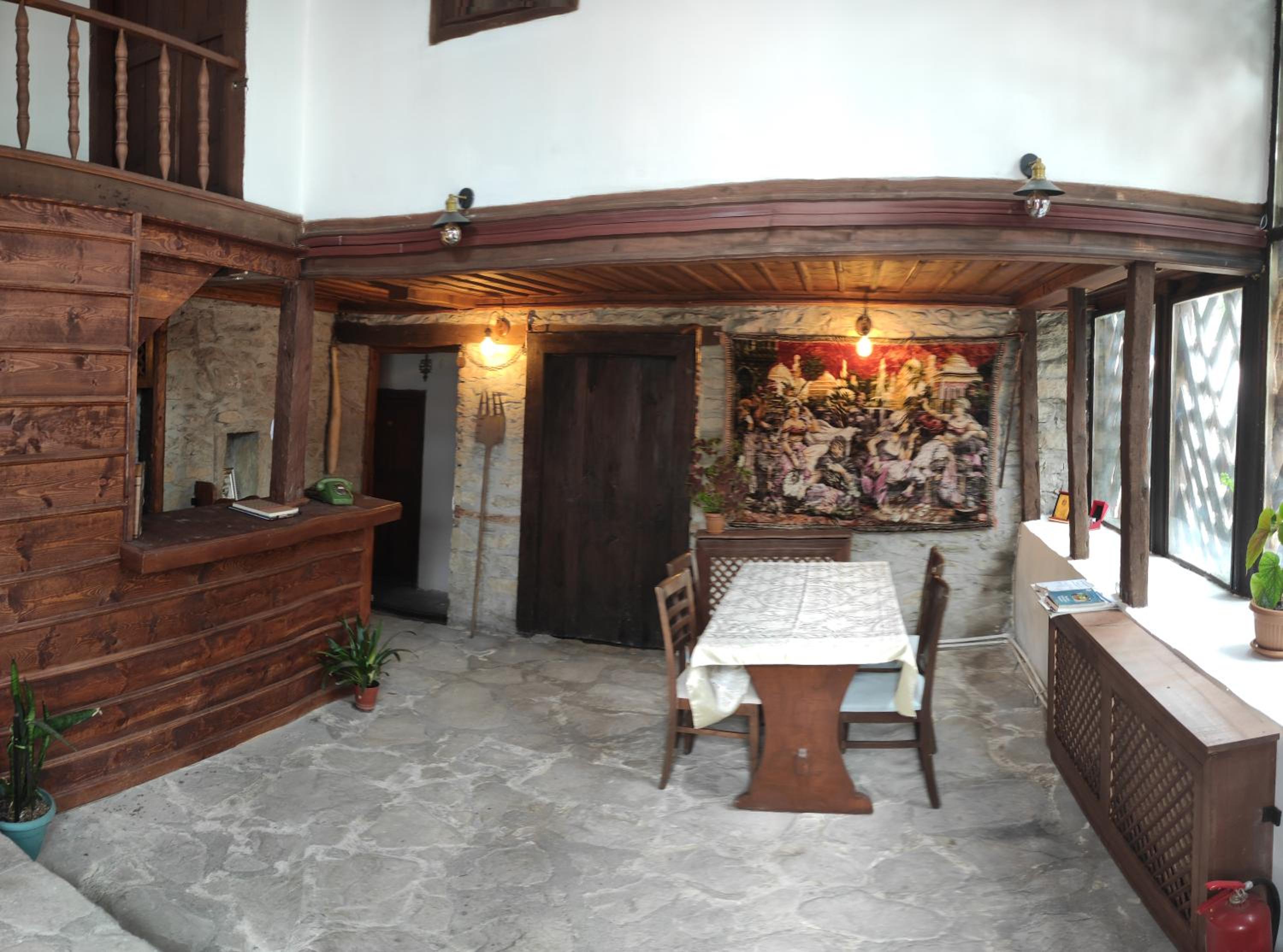 Photo 12