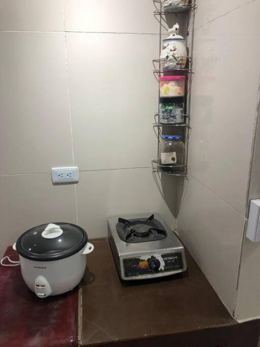Pinky’s Place Airport, Full Equipment