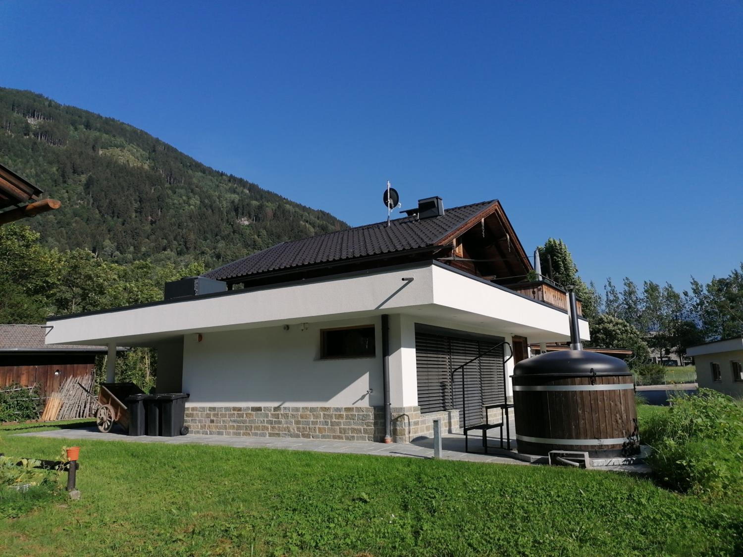 Chalet Fasserhäusl im Zillertal - Sauna ,Hot Tub, Kamin, ideal für Familien view 5