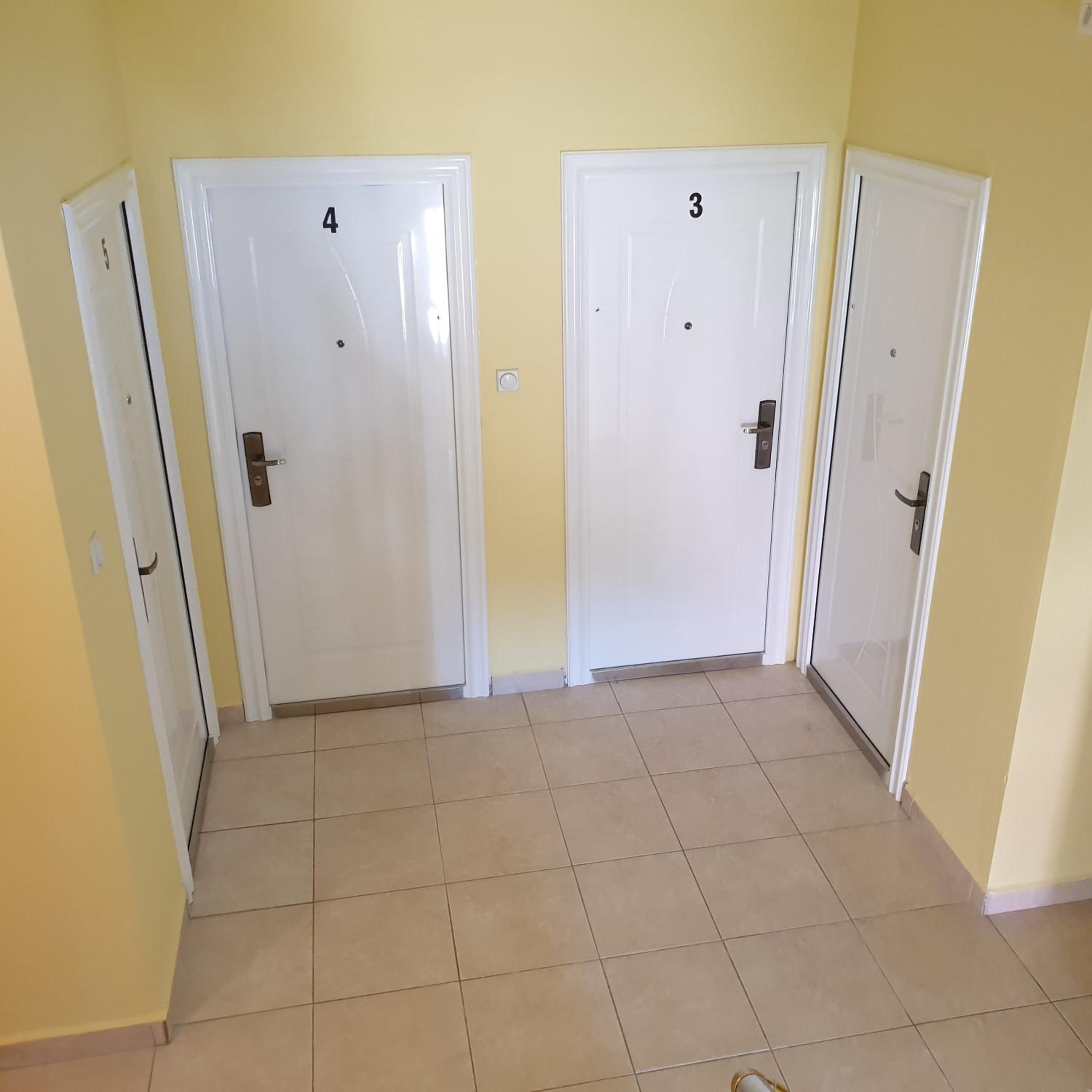 Apartmans Hari