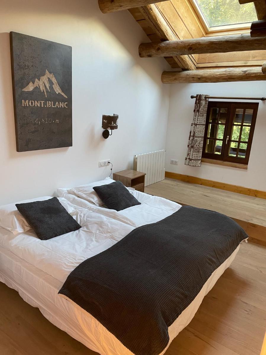 Chalet Heron
