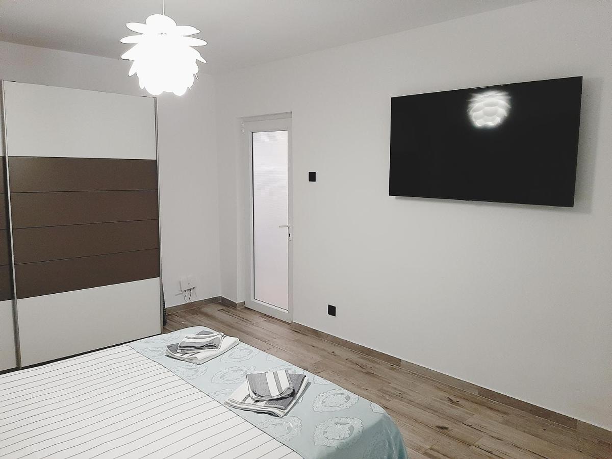 Apartament Cezar Faleza-Nord Constanta-Plaja Reyna