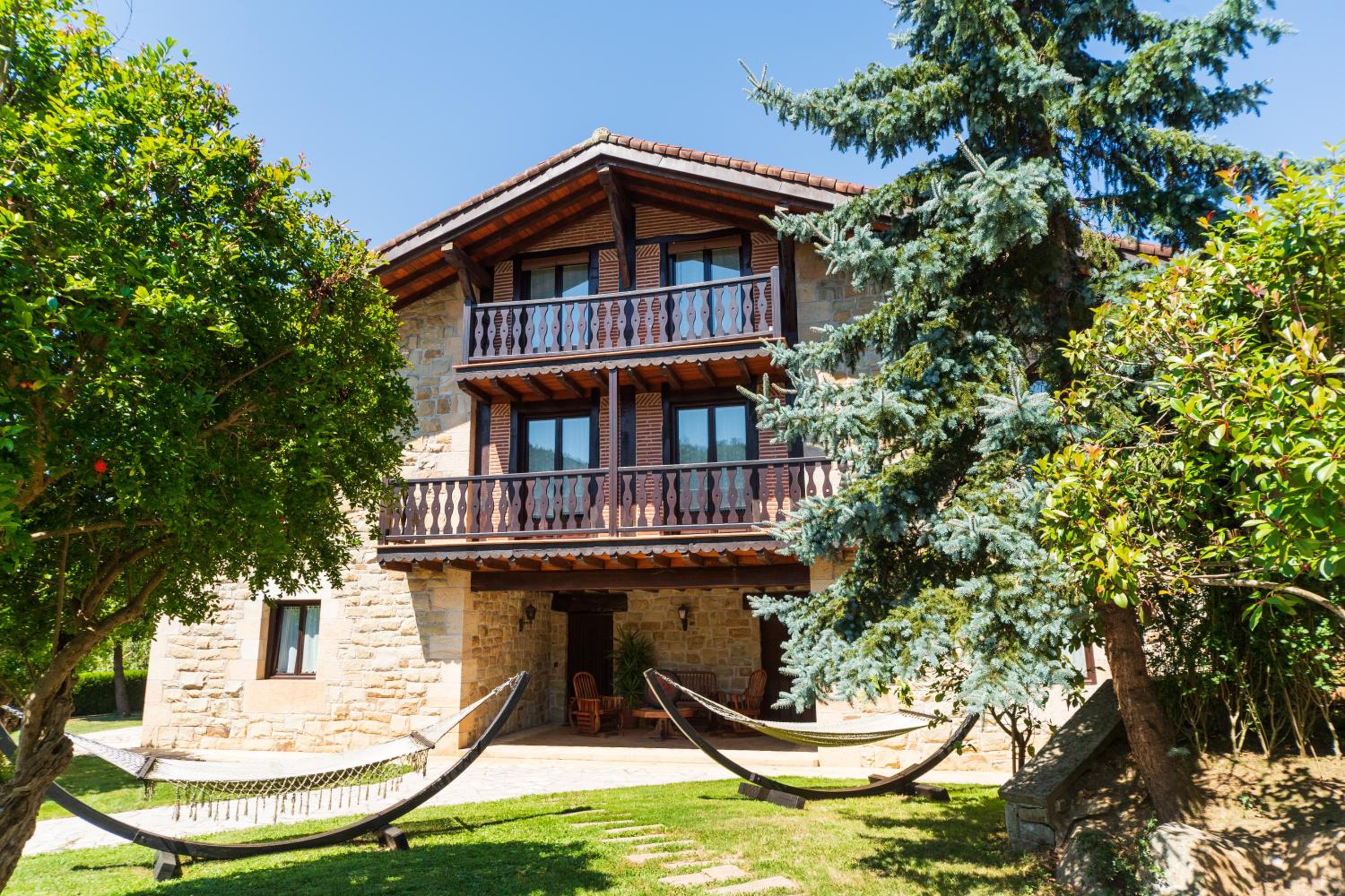 Villa DOLARETXE