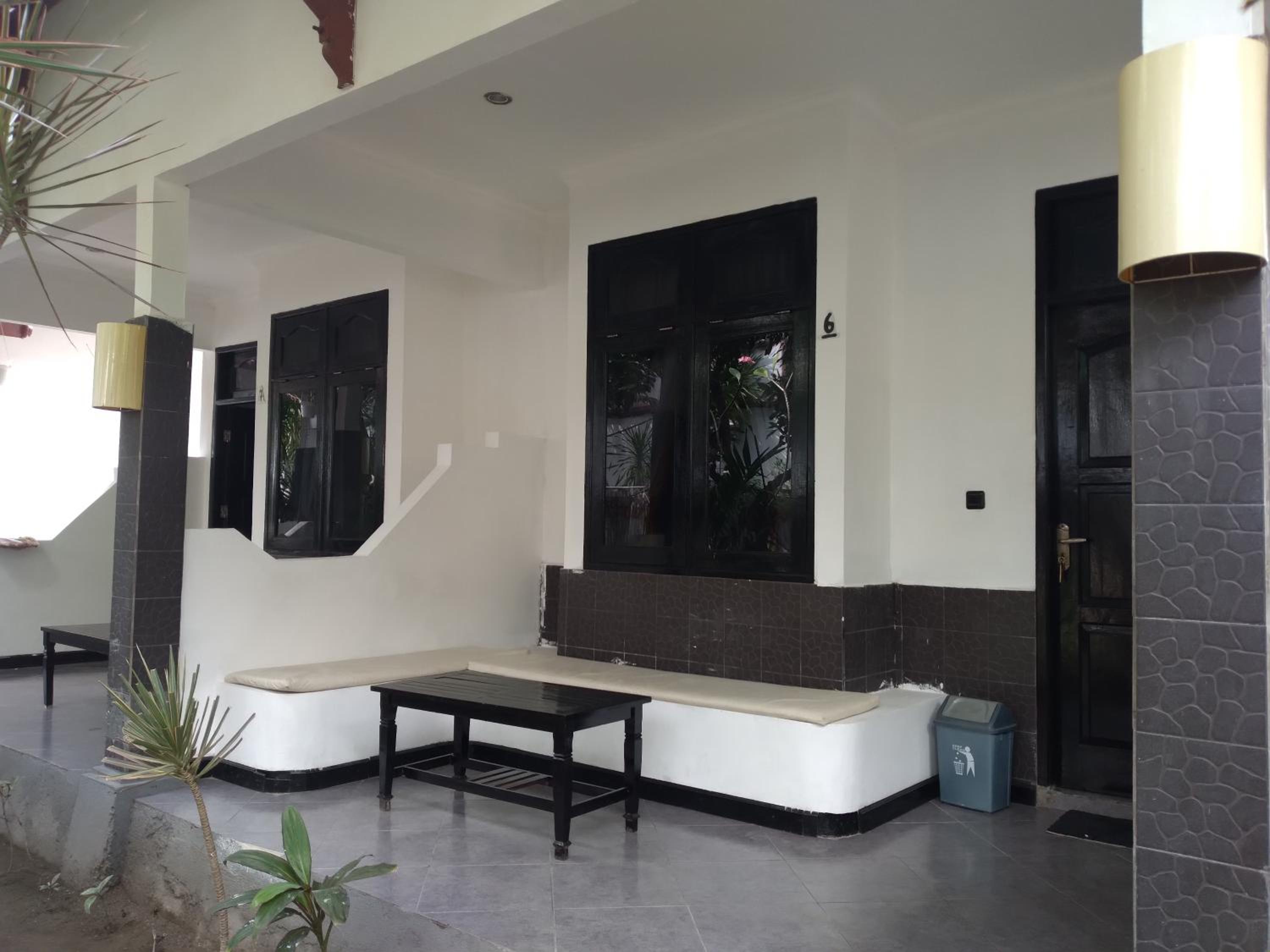 Gili Welldone Guesthouse