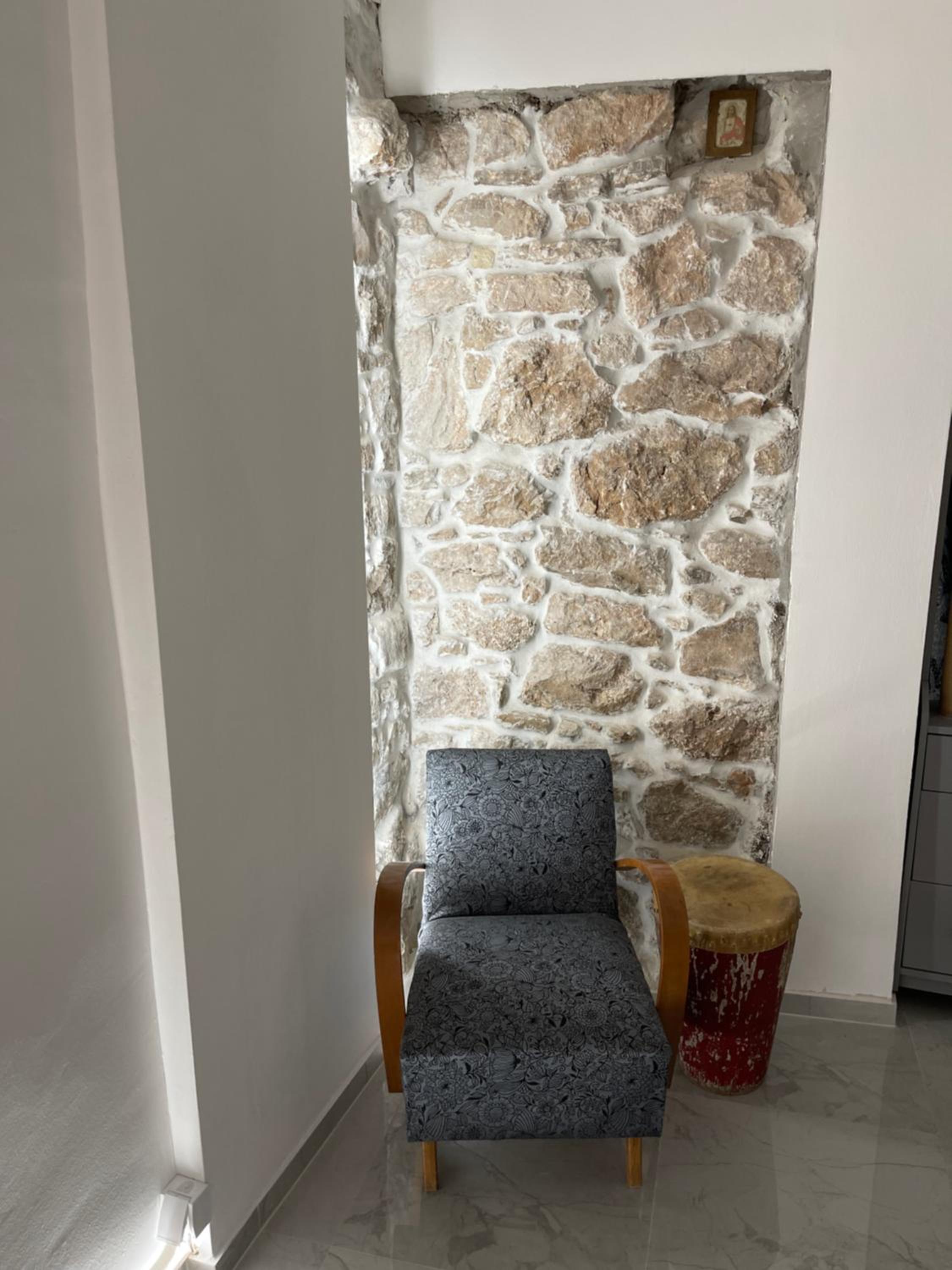Cres Studio C view 5