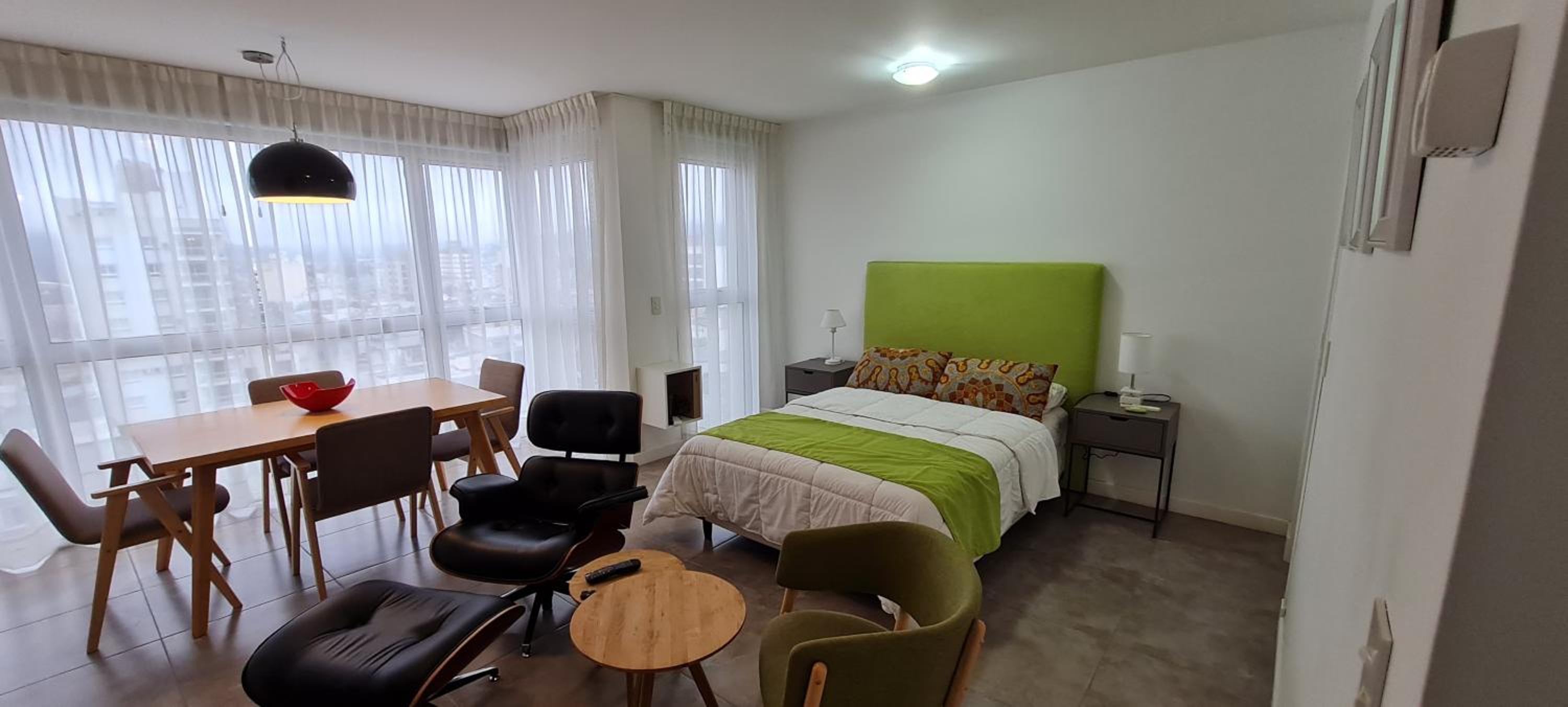 Hotel Departamento céntrico - Tandil - Linda vista y cochera. - Image 1