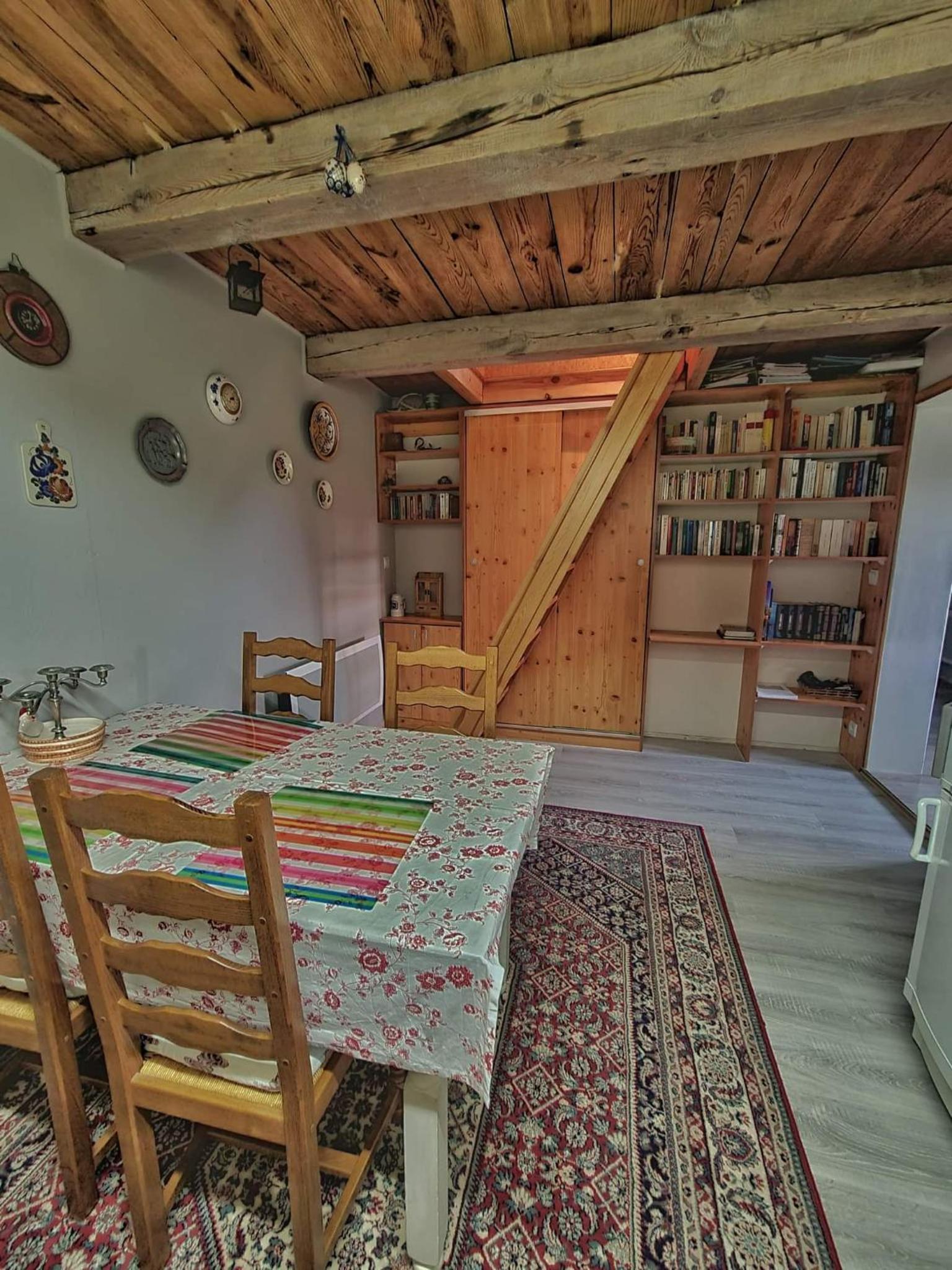 Cisza jak makiem zasiał view 2