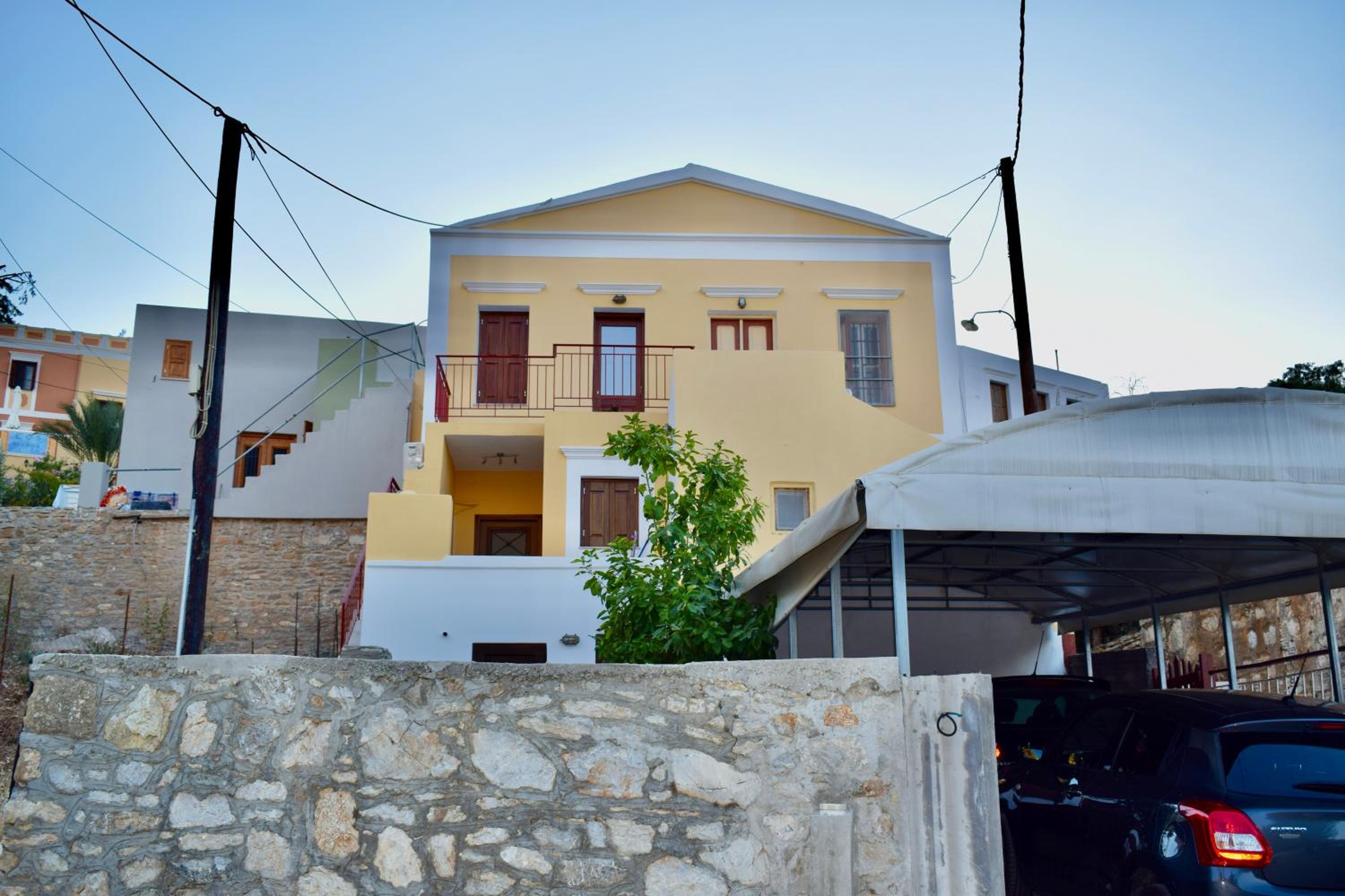 ΚΟΥΛΟΥΝΤΡΗ (1) view 3