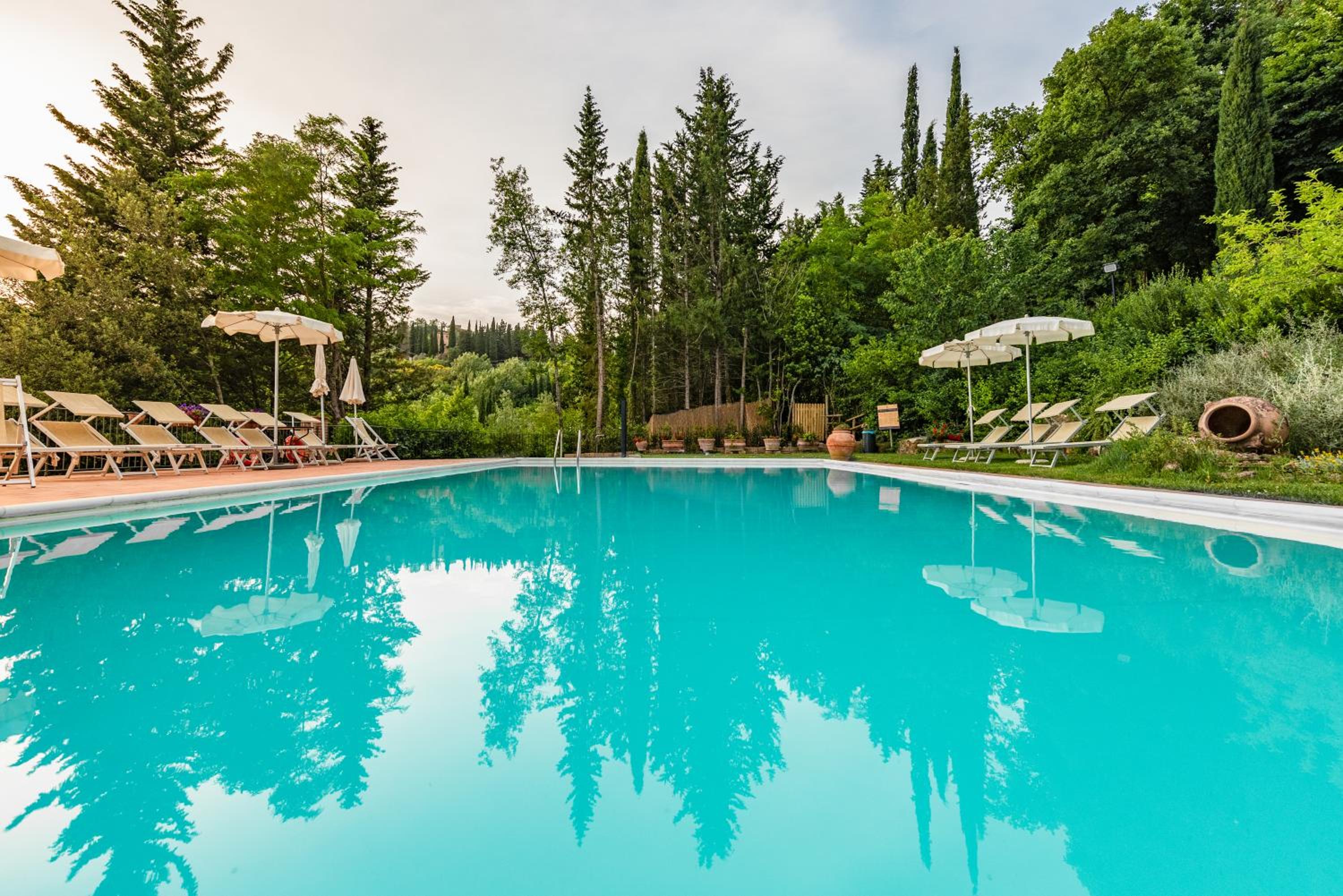 Podere Mezzastrada - Place of Charme