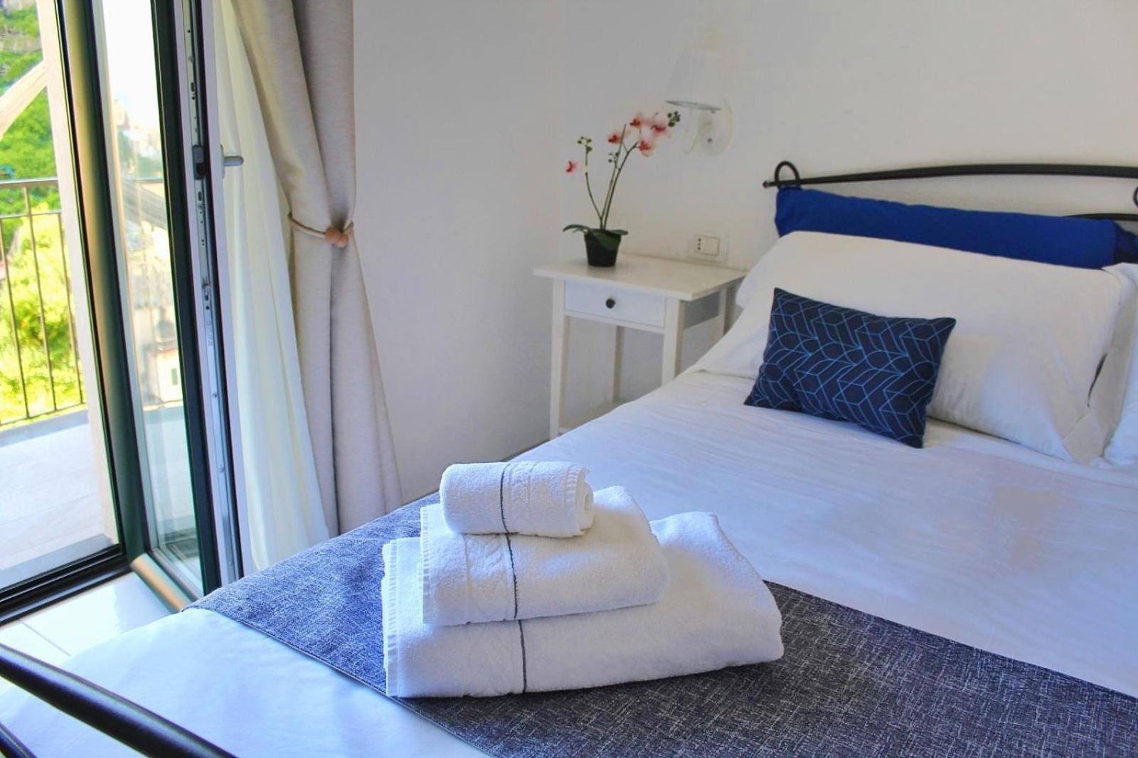 Villa Ines en Maiori — bedroom