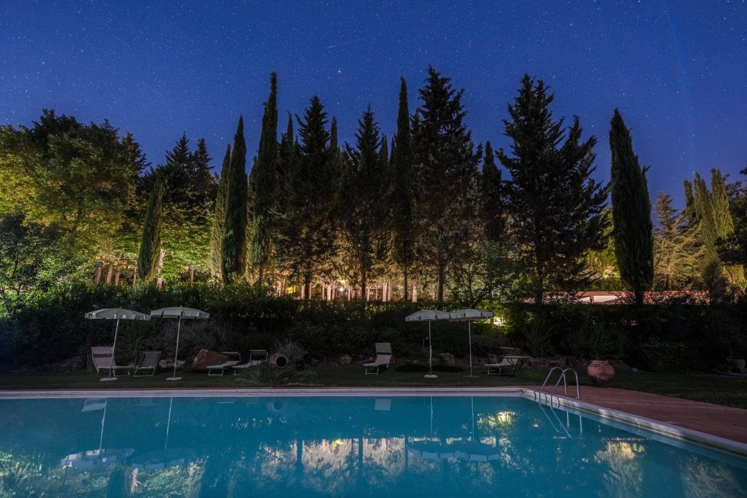 Podere Mezzastrada - Place of Charme