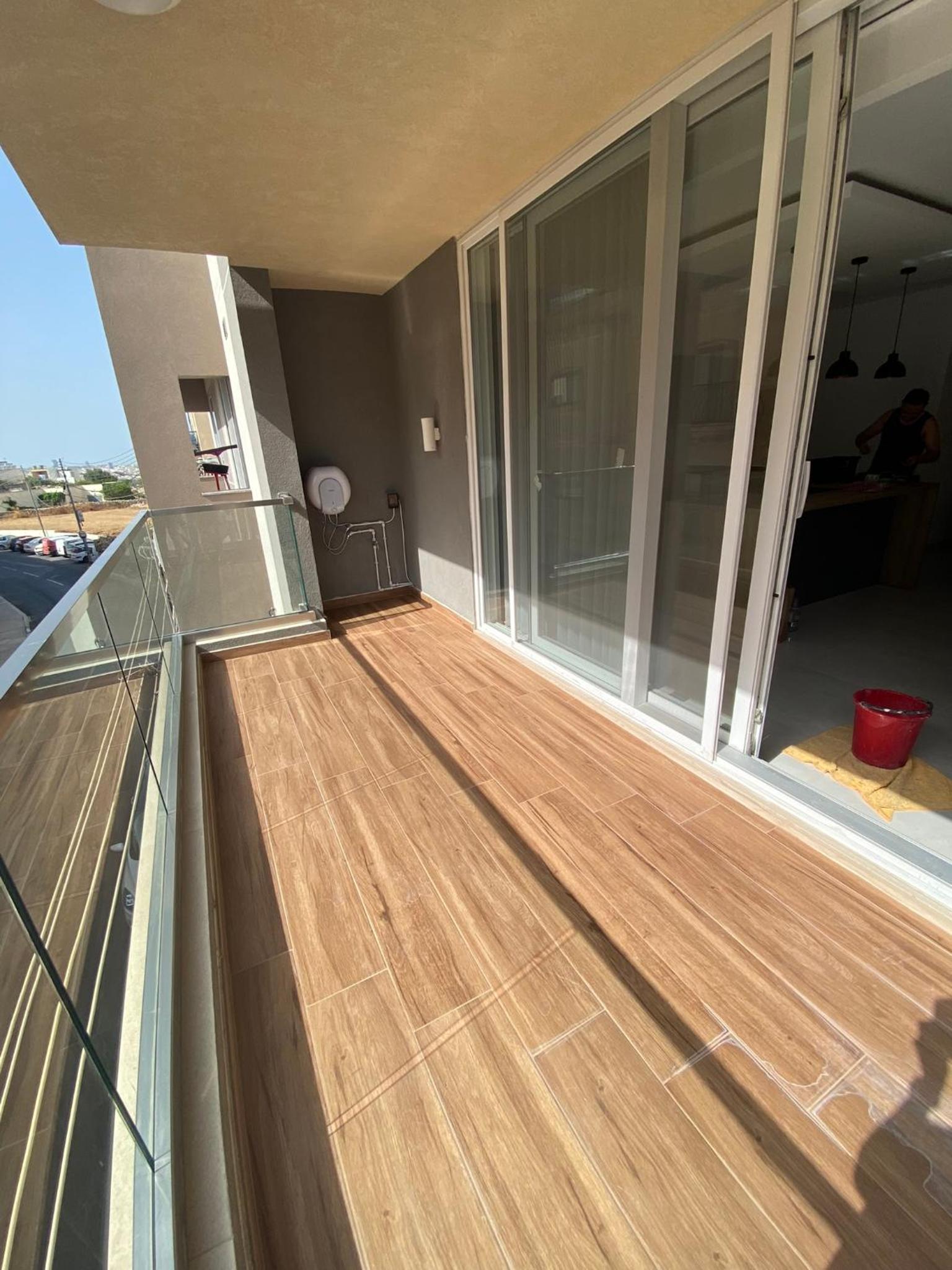 Modern, Spacious, 3 Bedroom Apartment near Malta International Airport photo 5