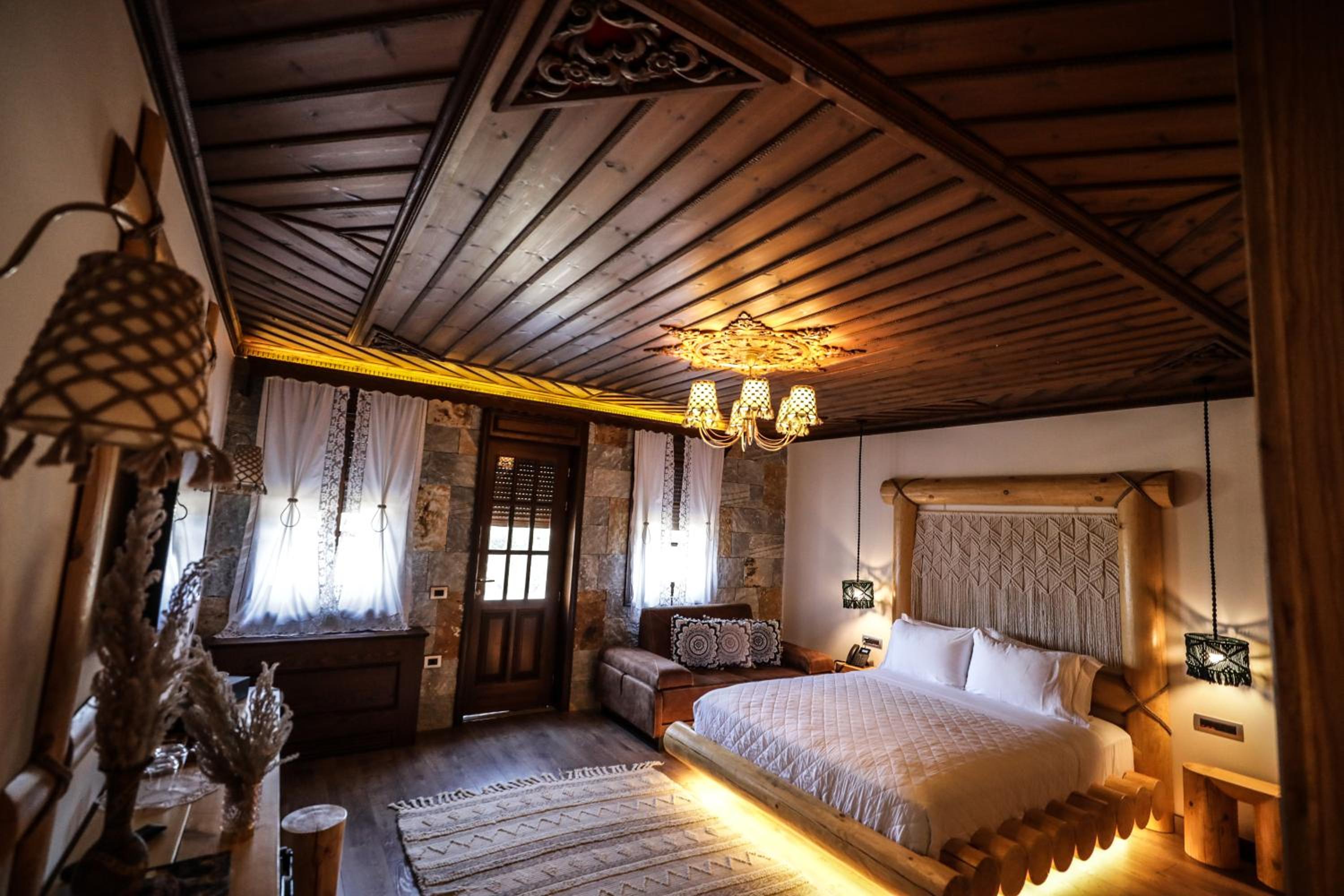 KERCULLA Resort