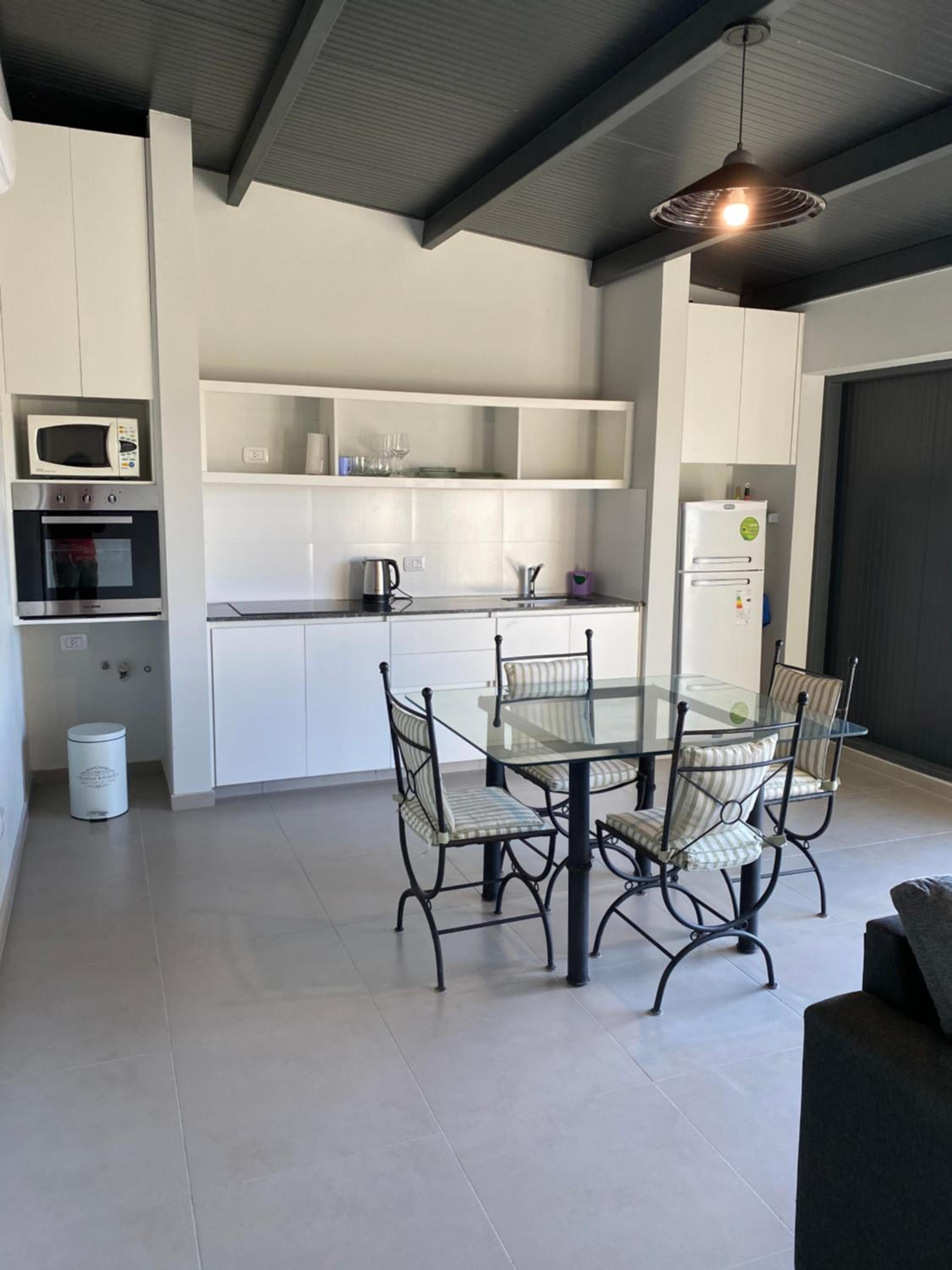 Moderno departamento ruta del vino en Bosques de Mayo