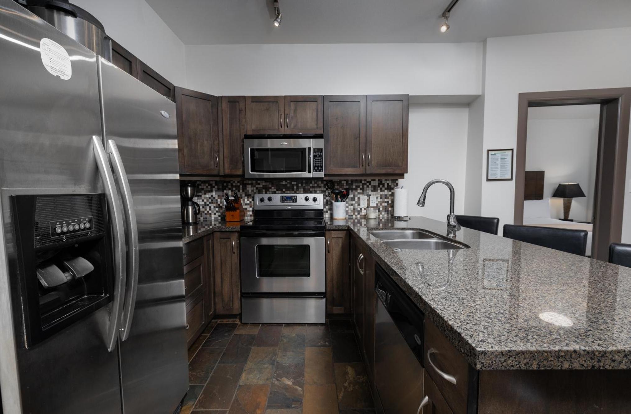 Upgraded lakeside resort dream vacation home view 5