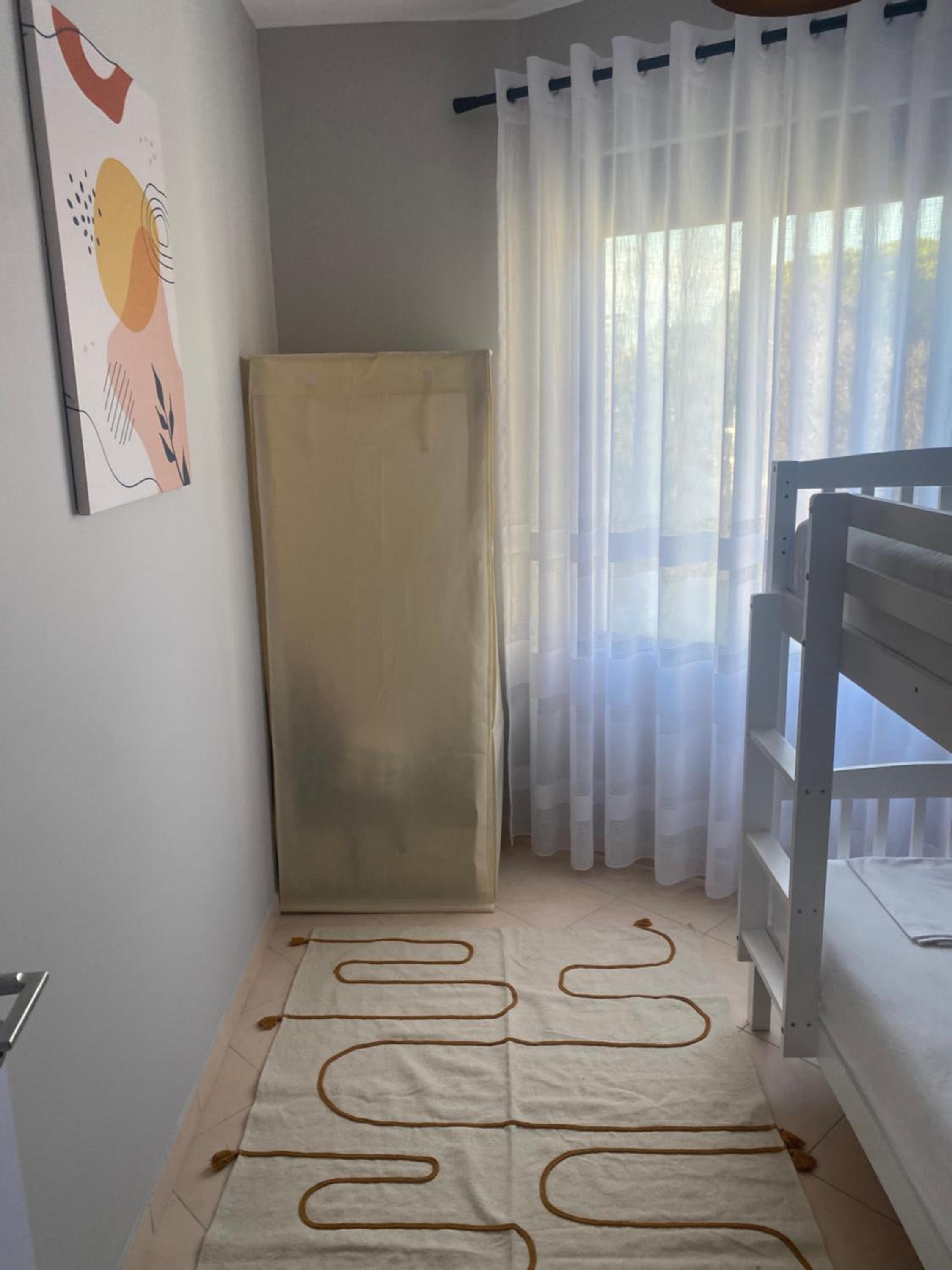 Cheerful 2-bedroom apartment in Golem
