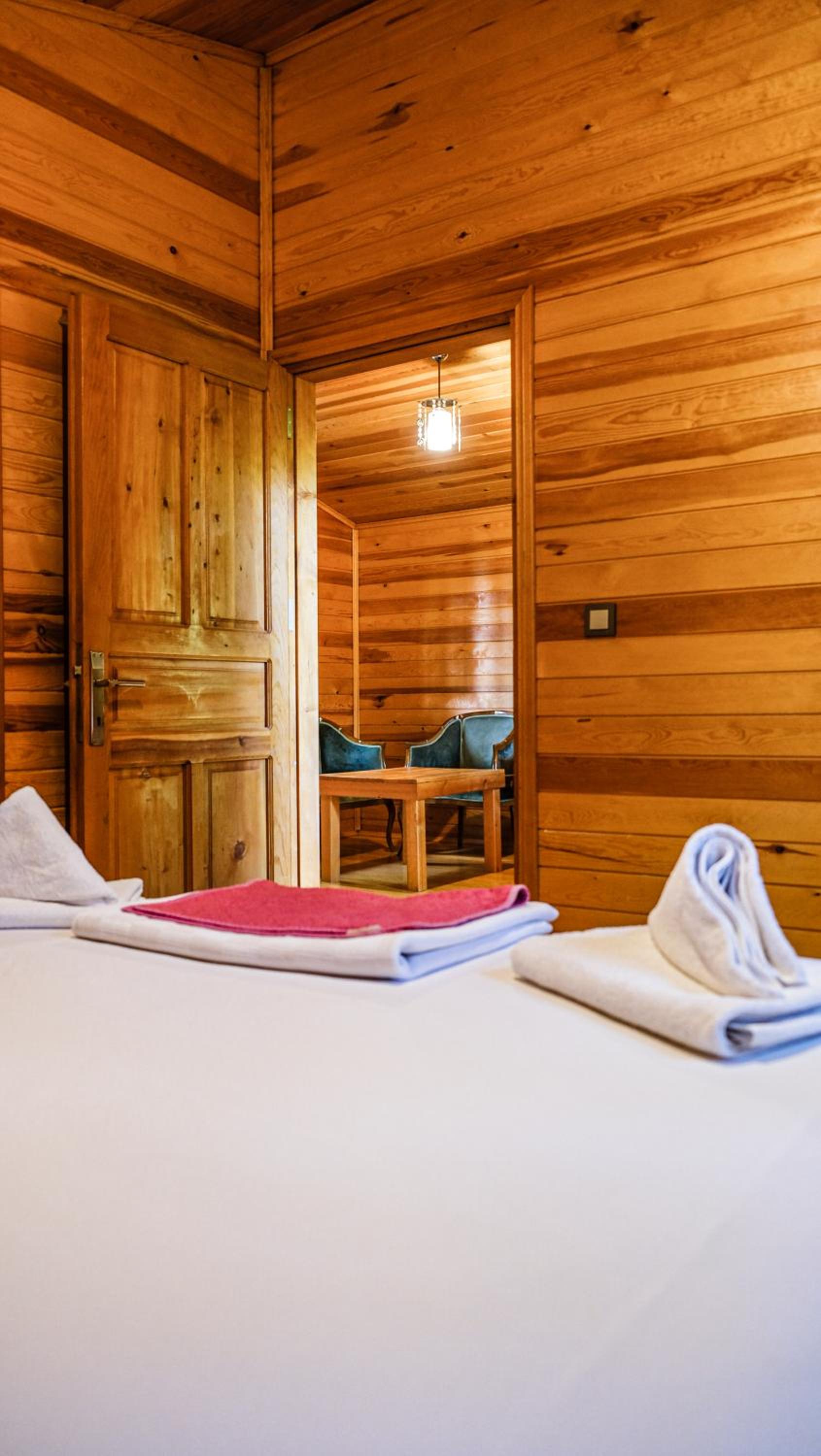 Lemon Garden Lodge